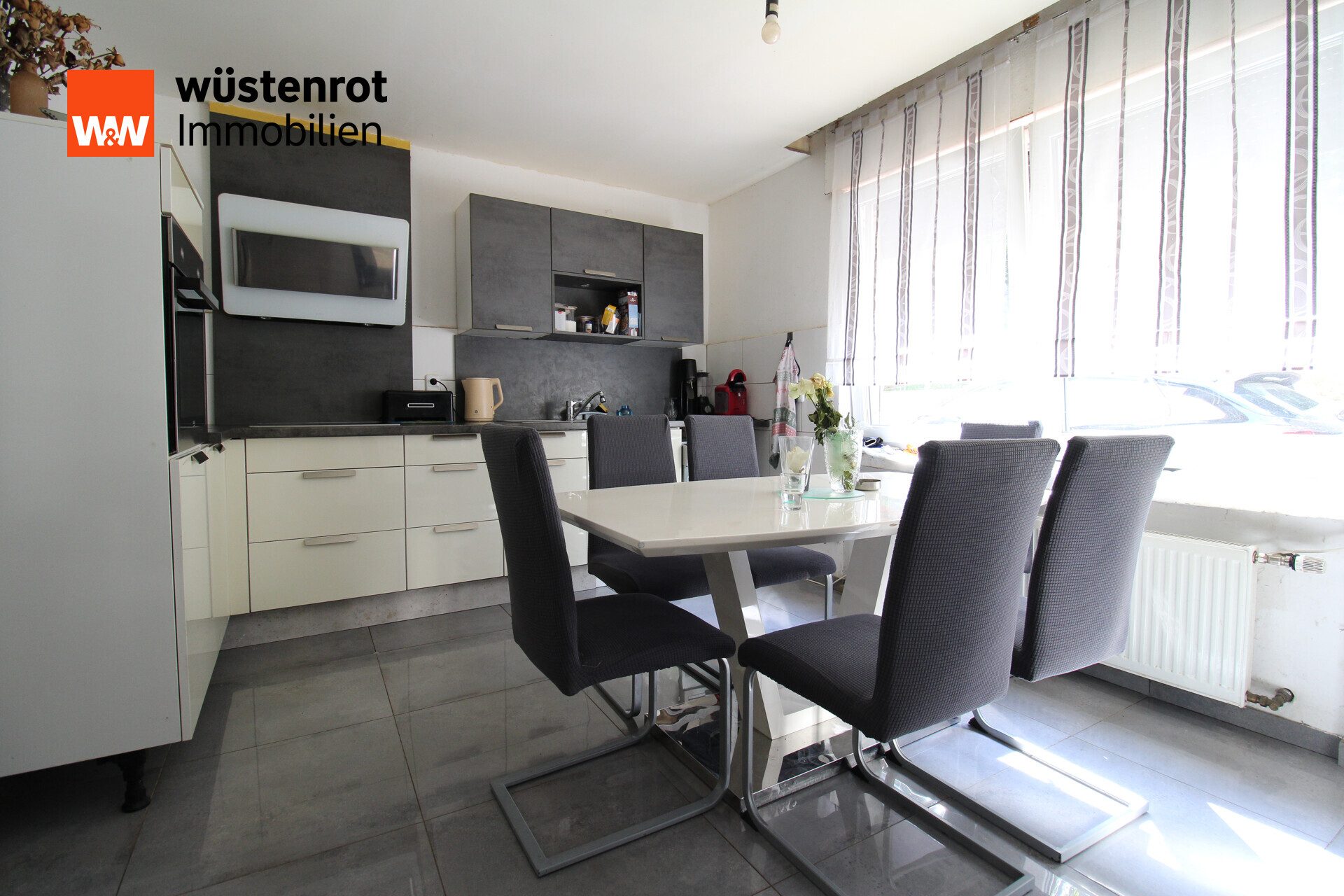 Immobilienangebot - Rödinghausen - Alle - Viel Haus. Viel Grundstück. Viele Möglichkeiten - Großzügiges Einfamilienhaus in Rödinghausen