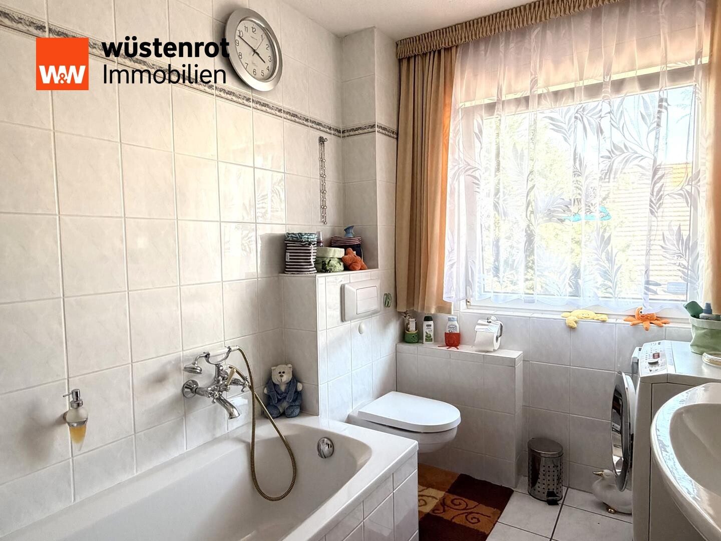 Immobilienangebot - Magdeburg / Sudenburg - Alle - Sehr gepflegtes Reihenendhaus in Magdeburg-Sudenburg – 109 m² WFL, Garten, Terrasse, Balkon, Stellplatz - kurzfristig bezugsfertig