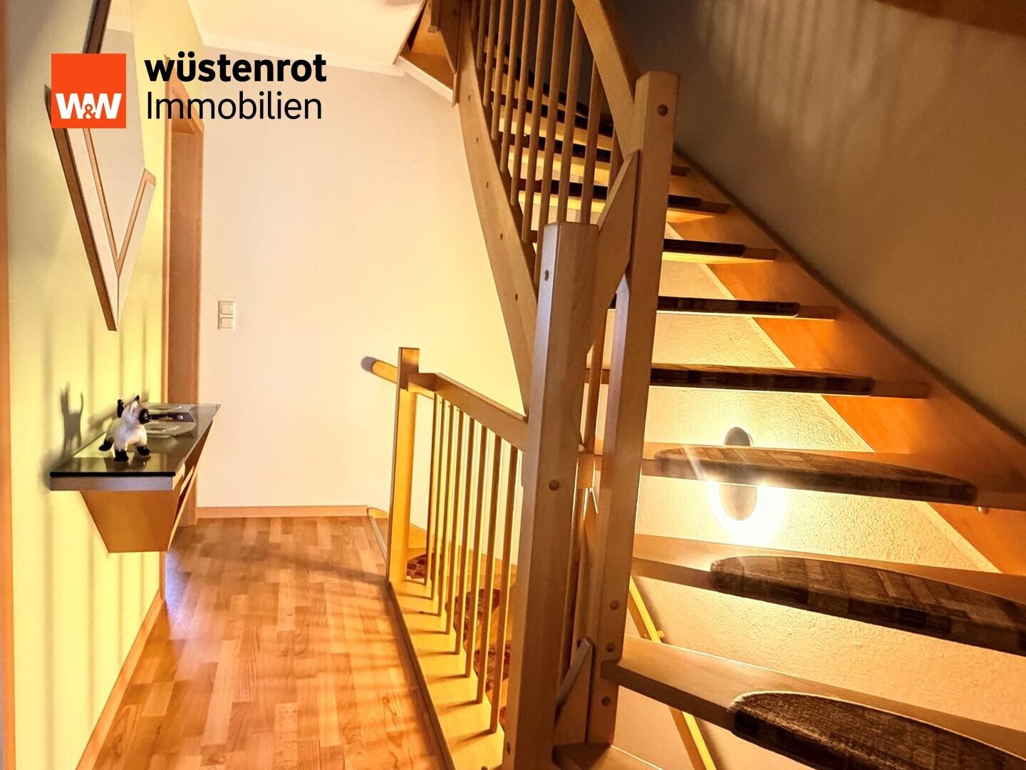 Immobilienangebot - Magdeburg / Sudenburg - Alle - Sehr gepflegtes Reihenendhaus in Magdeburg-Sudenburg – 109 m² WFL, Garten, Terrasse, Balkon, Stellplatz - kurzfristig bezugsfertig