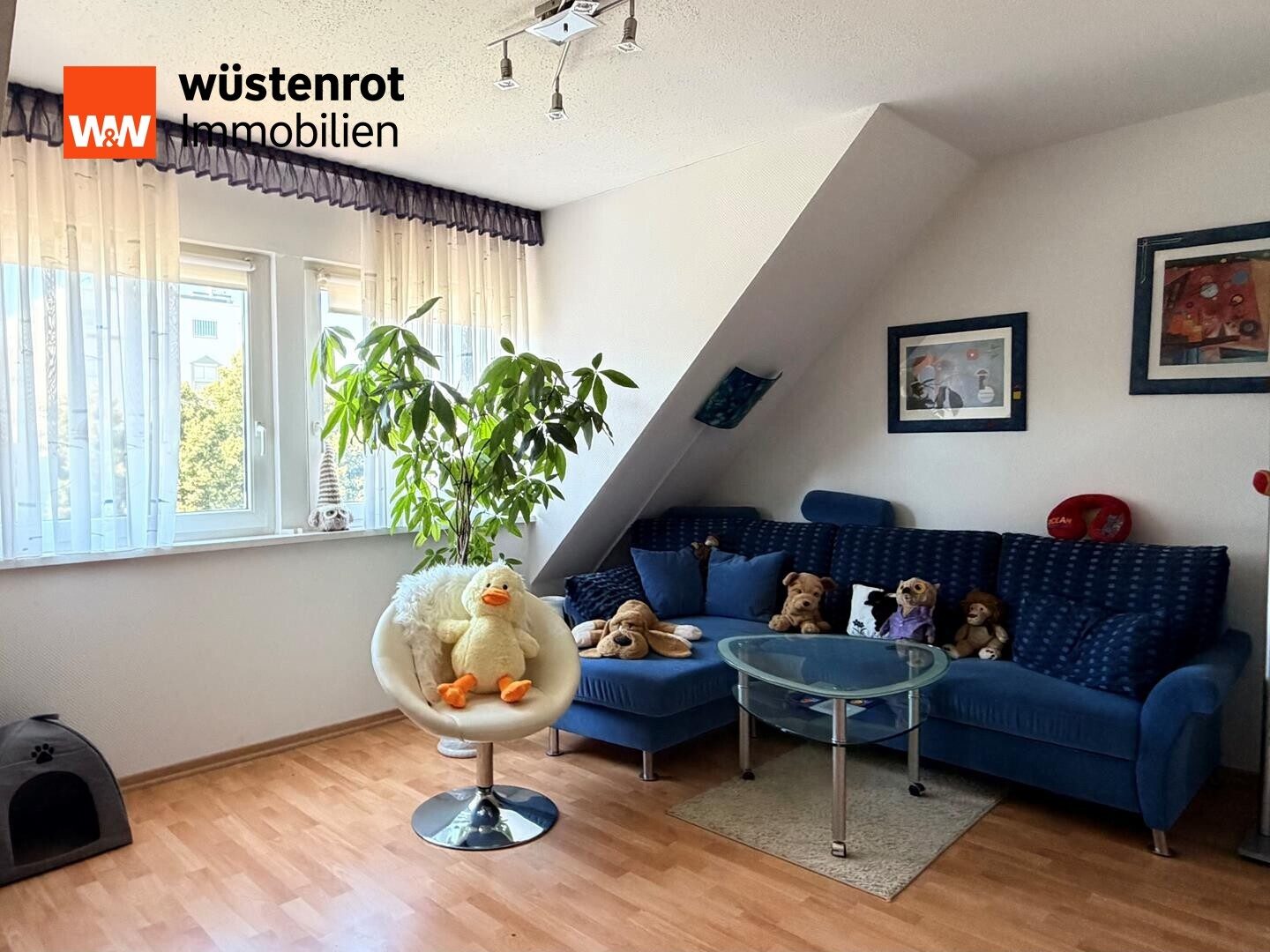 Immobilienangebot - Magdeburg / Sudenburg - Alle - Sehr gepflegtes Reihenendhaus in Magdeburg-Sudenburg – 109 m² WFL, Garten, Terrasse, Balkon, Stellplatz - kurzfristig bezugsfertig