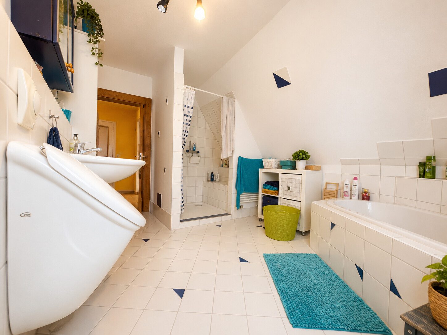 Immobilienangebot - Litzendorf / Pödeldorf - Alle - Ländlicher Charme, stadtnah gelegen - 
Einfamilienhaus mit Nebengebäuden