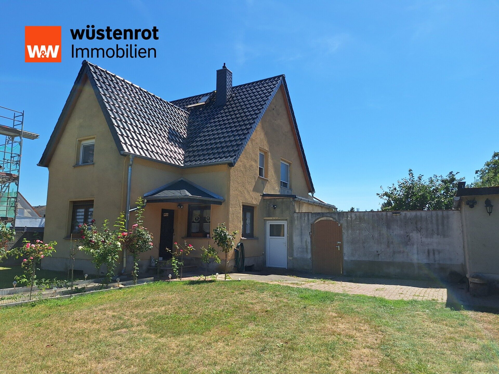 Immobilienangebot - Lutherstadt Wittenberg / Elstervorstadt - Alle - Modernisiertes Einfamilienhaus mit großem Garten, Ausbaureserve und vielseitigen Nutzungsmöglichkeiten