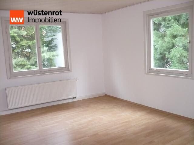 Immobilienangebot - Stuttgart / Möhringen - Alle - Ideal für Handwerker – Eigene Werkstatt, Büro und Lager mit zusätzlichen Mieteinnahmen