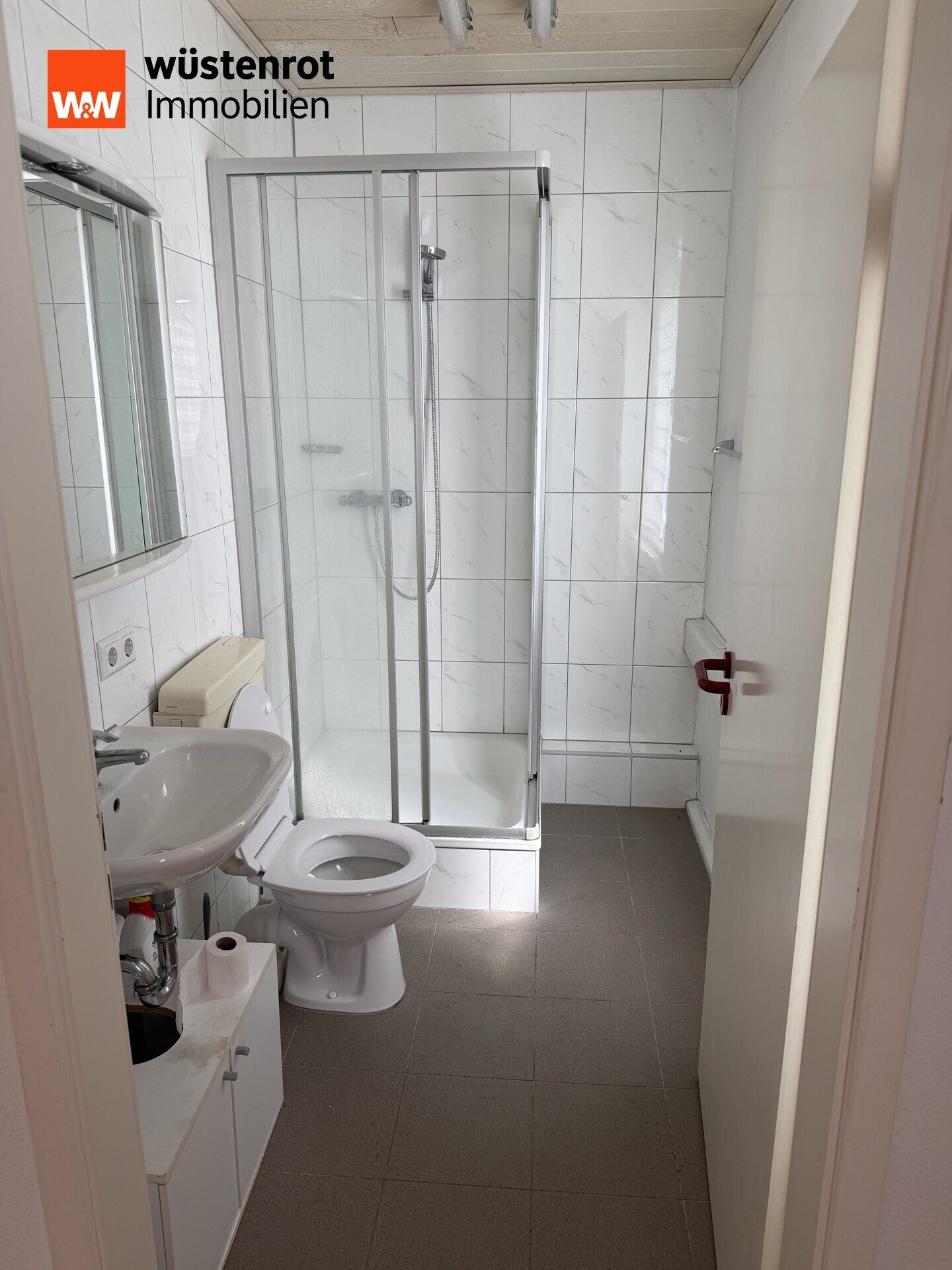 Immobilienangebot - Stuttgart / Möhringen - Alle - Ideal für Handwerker – Eigene Werkstatt, Büro und Lager mit zusätzlichen Mieteinnahmen