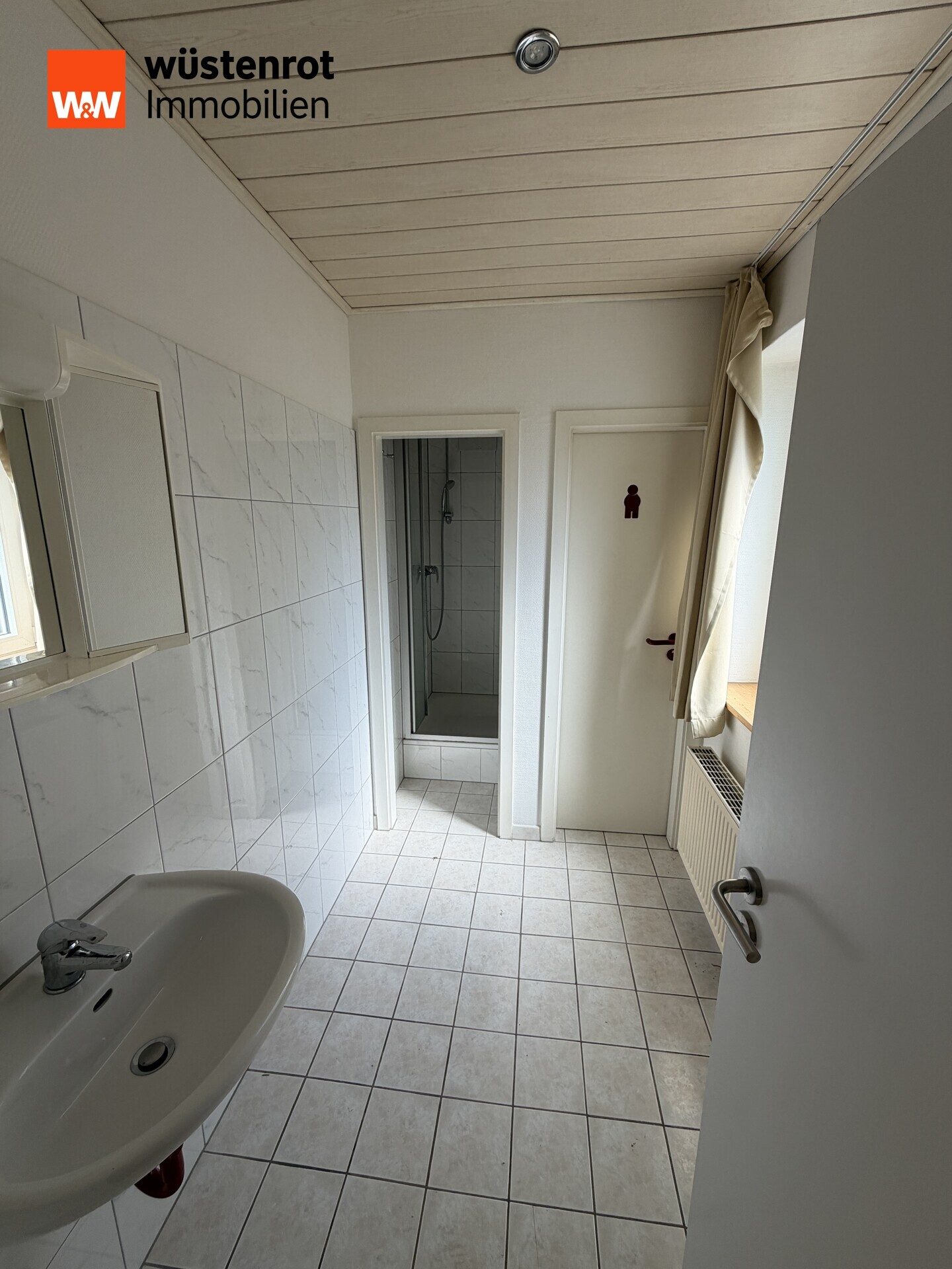 Immobilienangebot - Stuttgart / Möhringen - Alle - Ideal für Handwerker – Eigene Werkstatt, Büro und Lager mit zusätzlichen Mieteinnahmen
