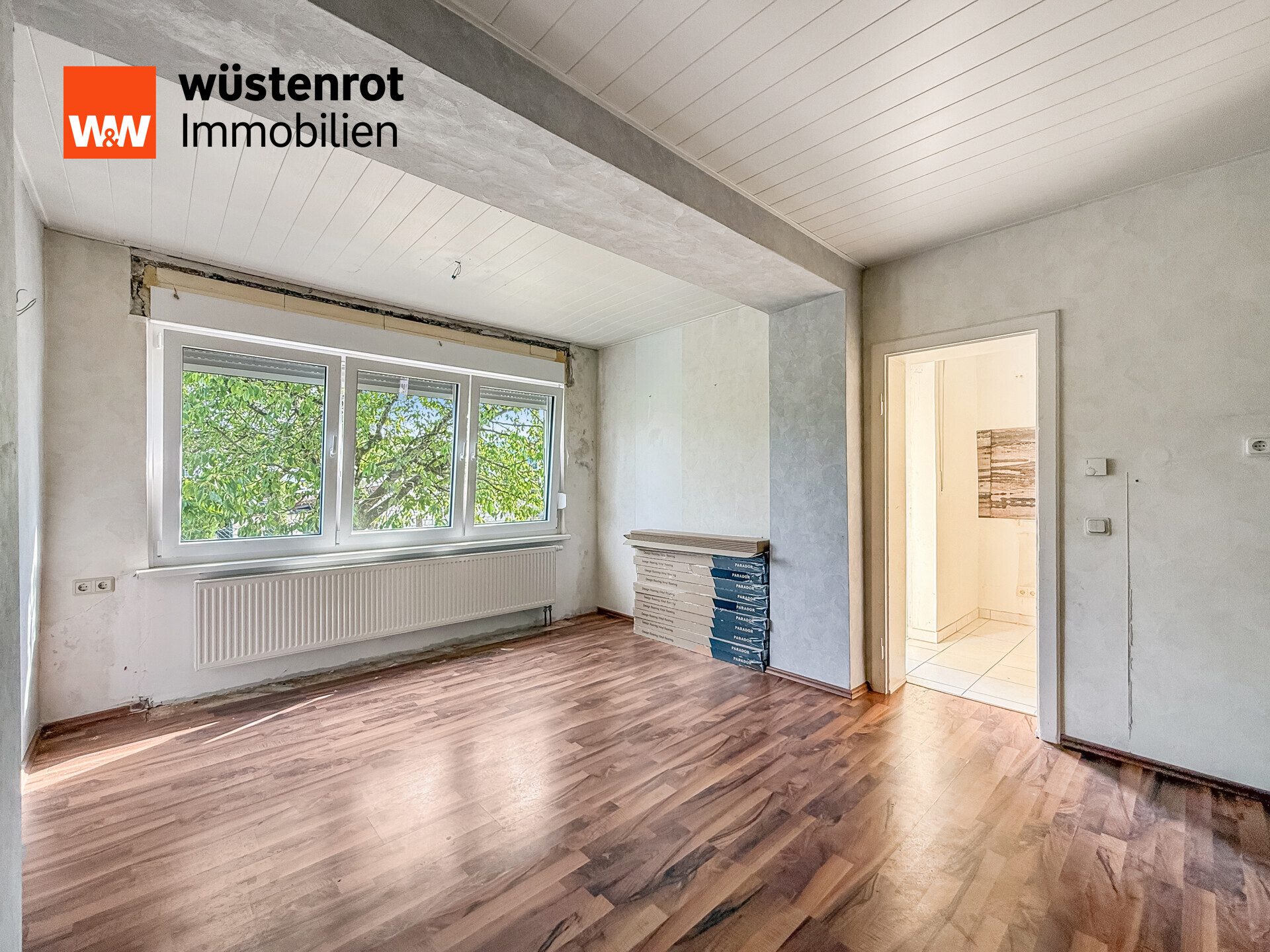 Immobilienangebot - Dillingen / Pachten - Alle - Saniertes Zweifamilienhaus in guter Lage