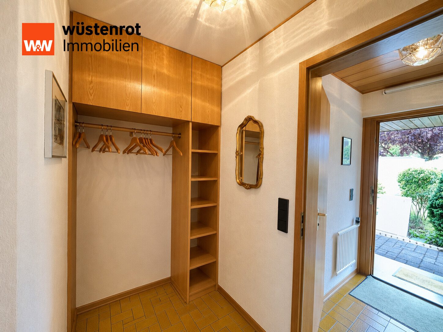 Immobilienangebot - Köngen - Alle - Sehr gepflegtes Reiheneckhaus in toller Lage in Köngen