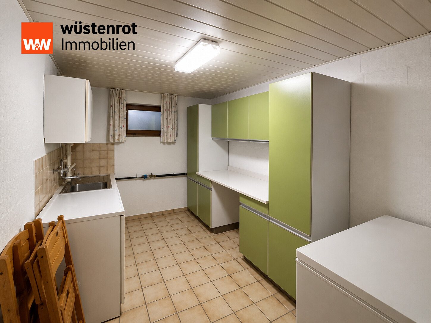 Immobilienangebot - Köngen - Alle - Sehr gepflegtes Reiheneckhaus in toller Lage in Köngen
