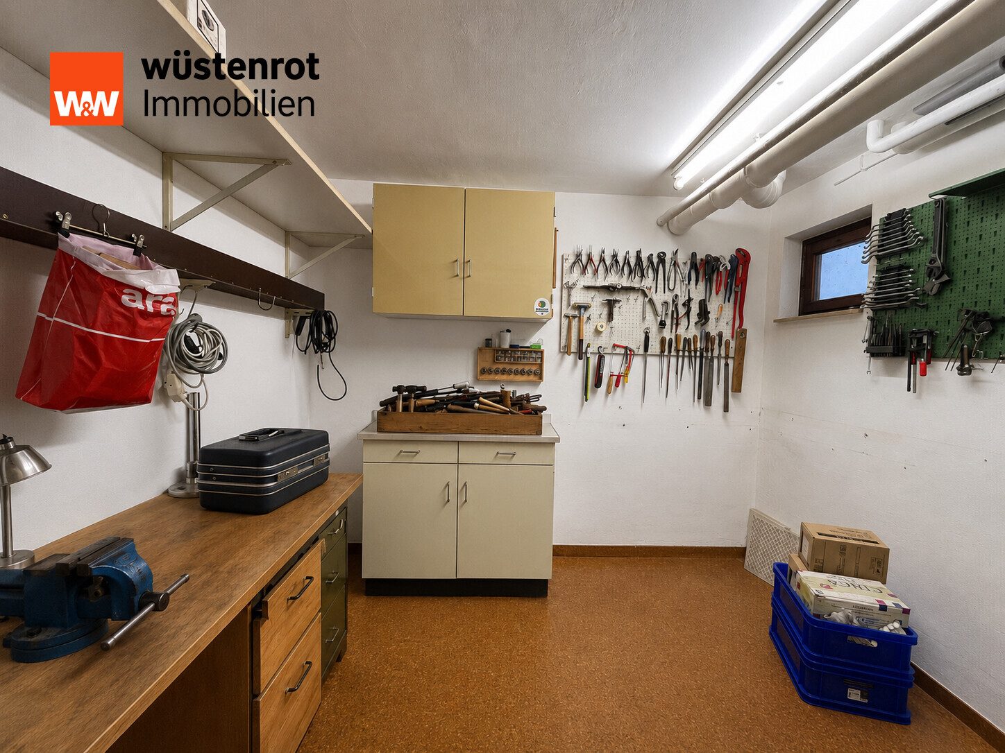 Immobilienangebot - Köngen - Alle - Sehr gepflegtes Reiheneckhaus in toller Lage in Köngen