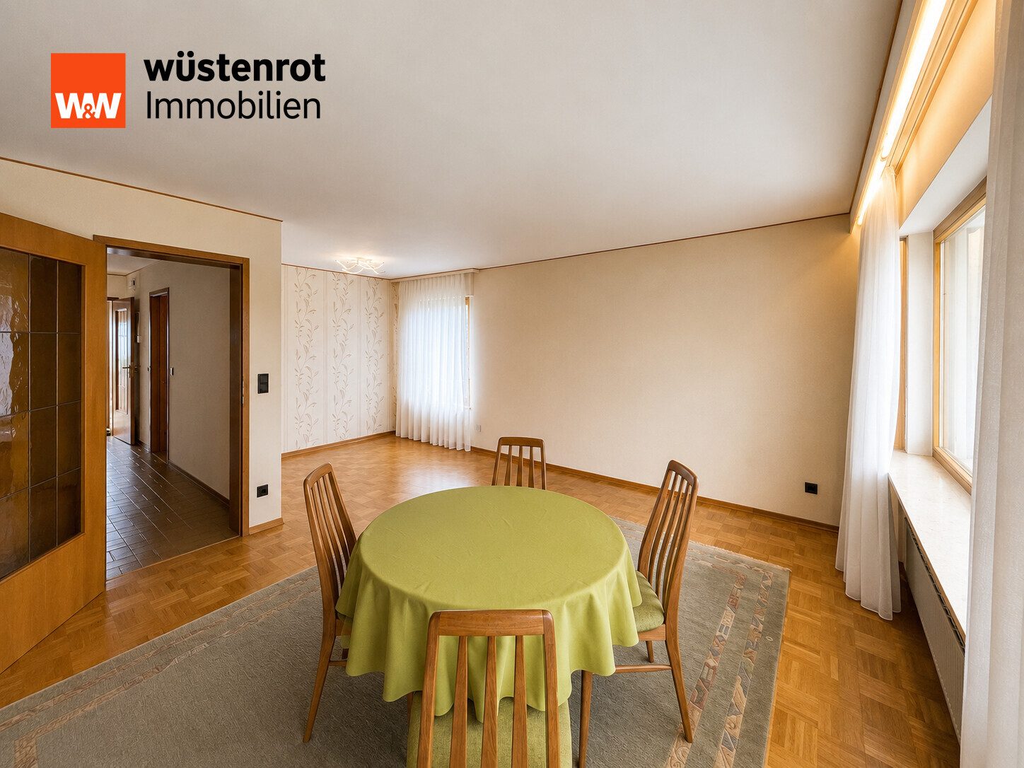 Immobilienangebot - Köngen - Alle - Sehr gepflegtes Reiheneckhaus in toller Lage in Köngen