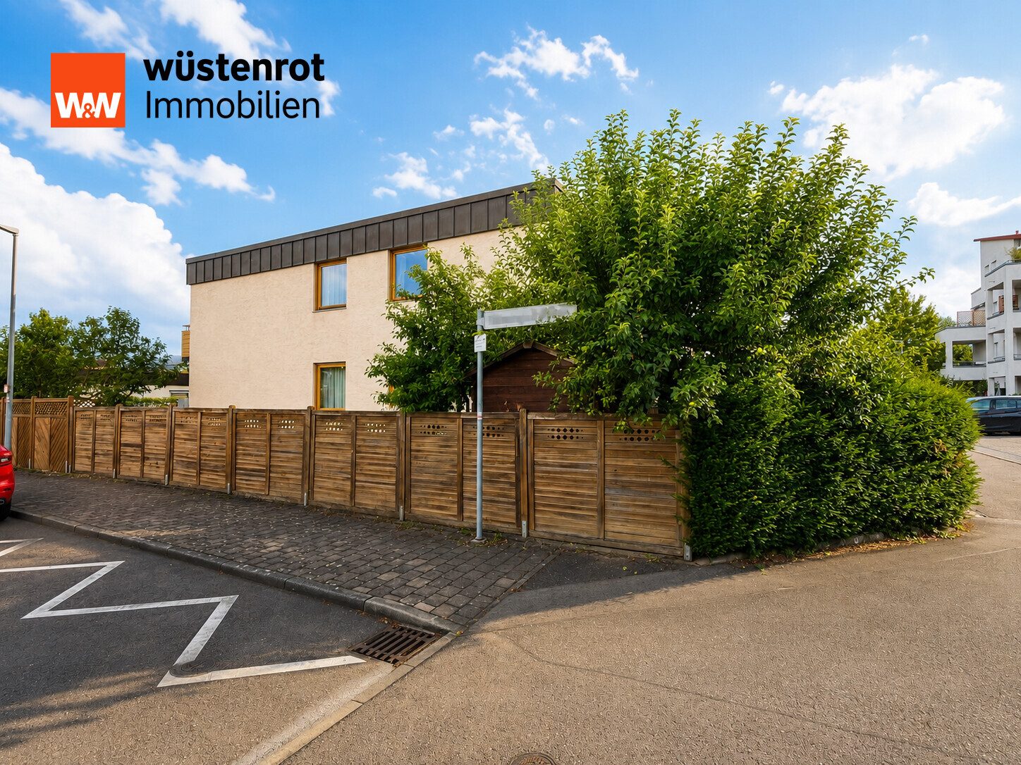 Immobilienangebot - Köngen - Alle - Sehr gepflegtes Reiheneckhaus in toller Lage in Köngen