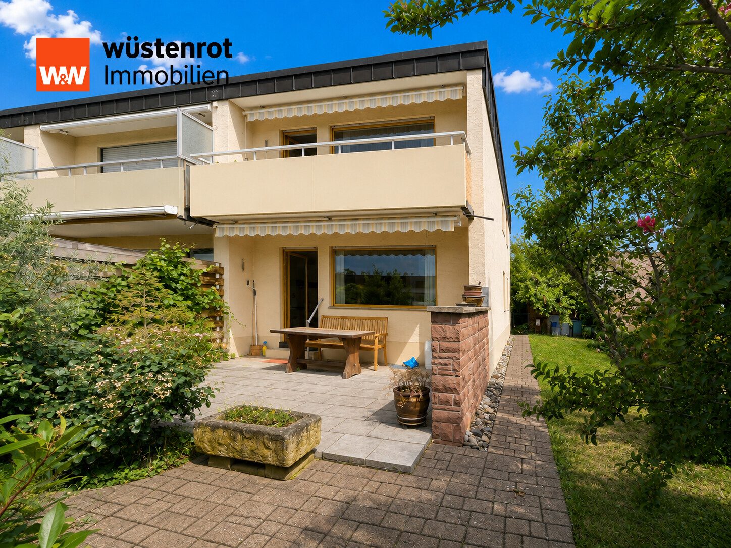 Immobilienangebot - Köngen - Alle - Sehr gepflegtes Reiheneckhaus in toller Lage in Köngen
