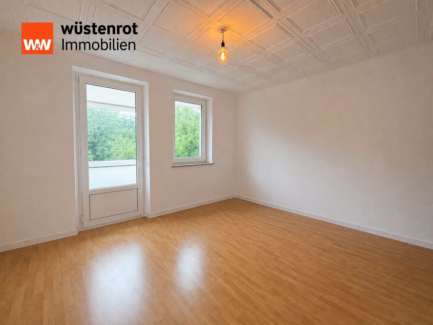Immobilienangebot - Düsseldorf - Alle - Attraktive 3-Zimmer-Wohnung in Düsseldorf mit Balkon  - modern, lichtdurchflutet & ideal aufgeteilt