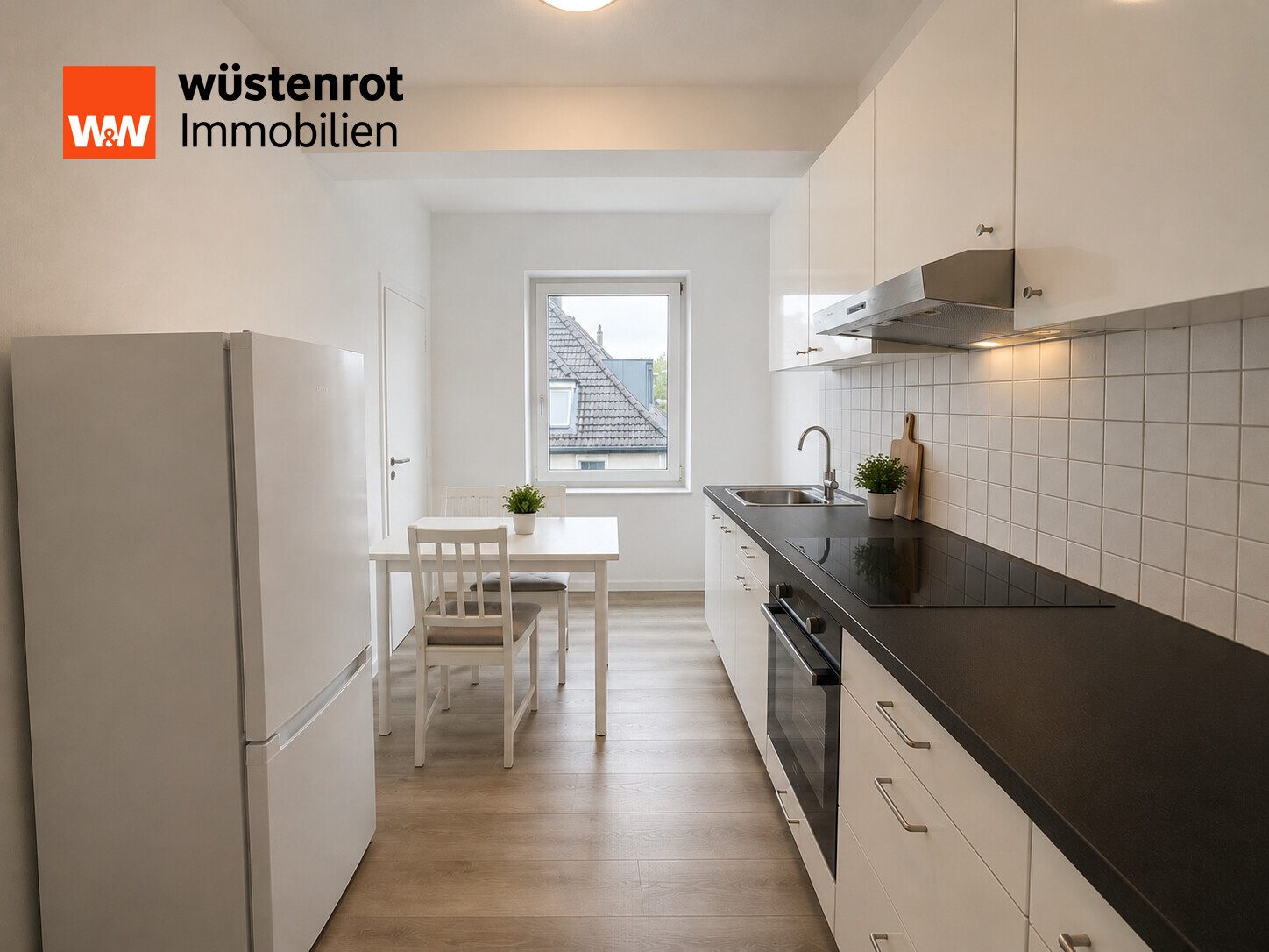 Immobilienangebot - Düsseldorf - Alle - Attraktive 3-Zimmer-Wohnung in Düsseldorf mit Balkon  - modern, lichtdurchflutet & ideal aufgeteilt