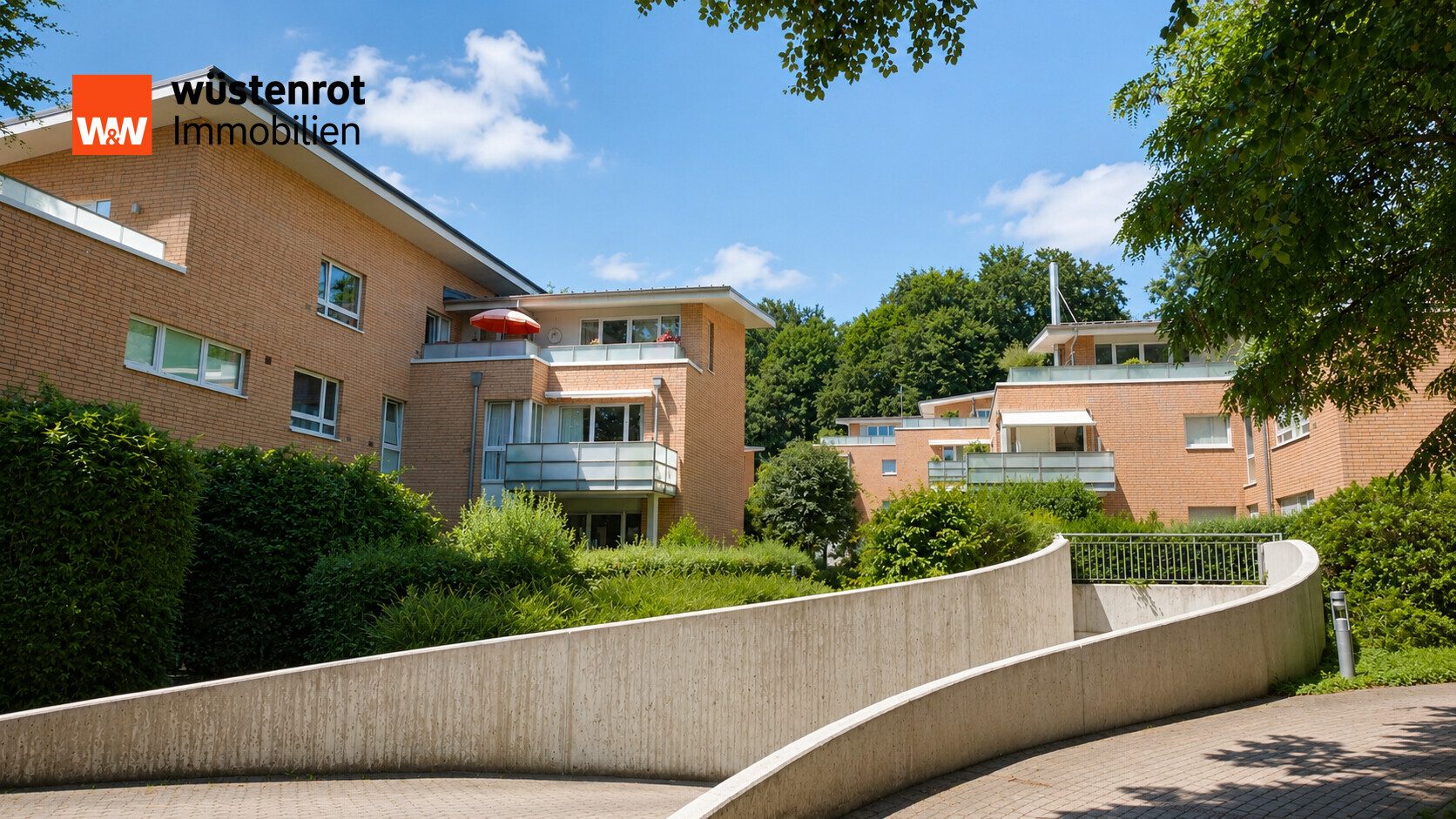 Immobilienangebot - Reinbek - Alle - Wunderschöne 2-Zimmer-Wohnung direkt am Park & nahe Bahnhof - top gepflegte Anlage mit BJ 2005