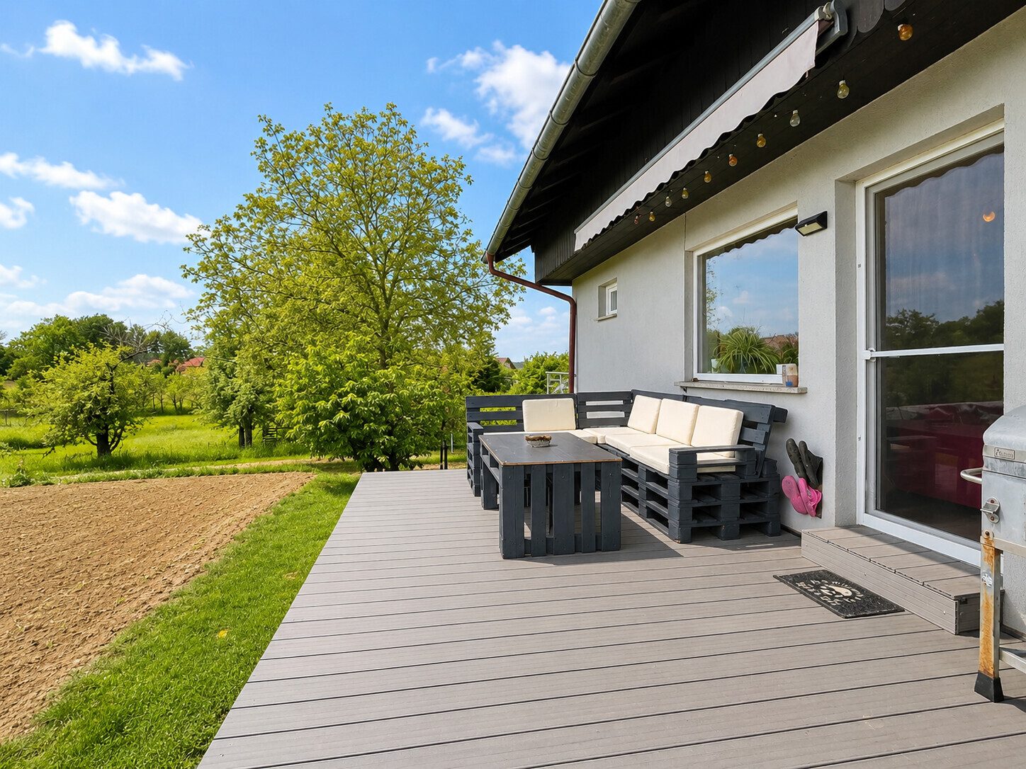 Immobilienangebot - Zapfendorf - Alle - Ankommen. Wohlfühlen. Zuhause. Großzügiges Einfamilienhaus | ca. 149 m² Wohnfläche | ca. 520 m² Grundstück