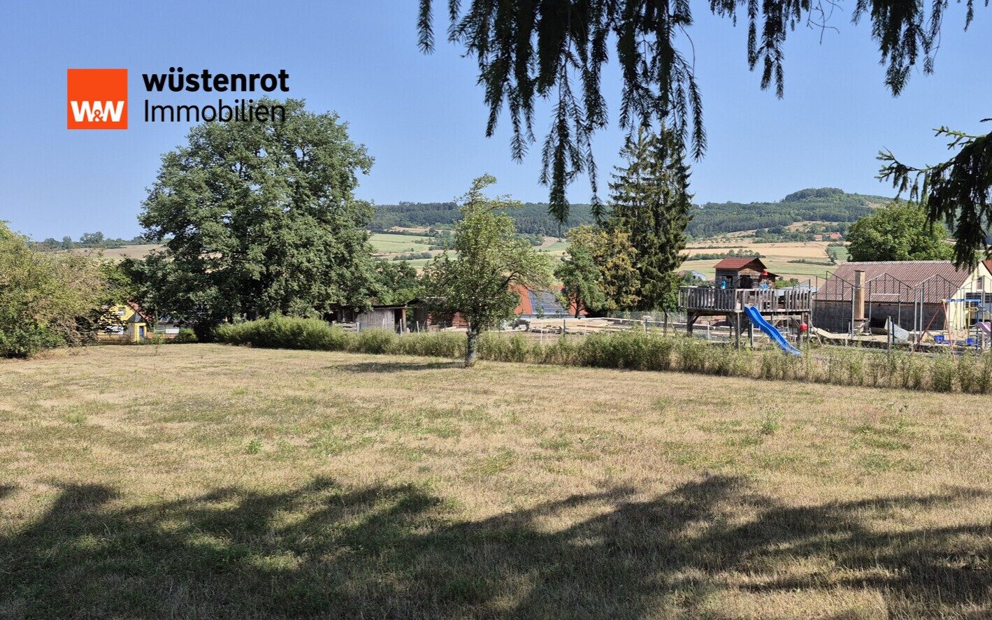 Immobilienangebot - Gerolfingen / Aufkirchen - Alle - Idyllisch gelegenes Baugrundstück mit Weitblick zum Hesselberg !