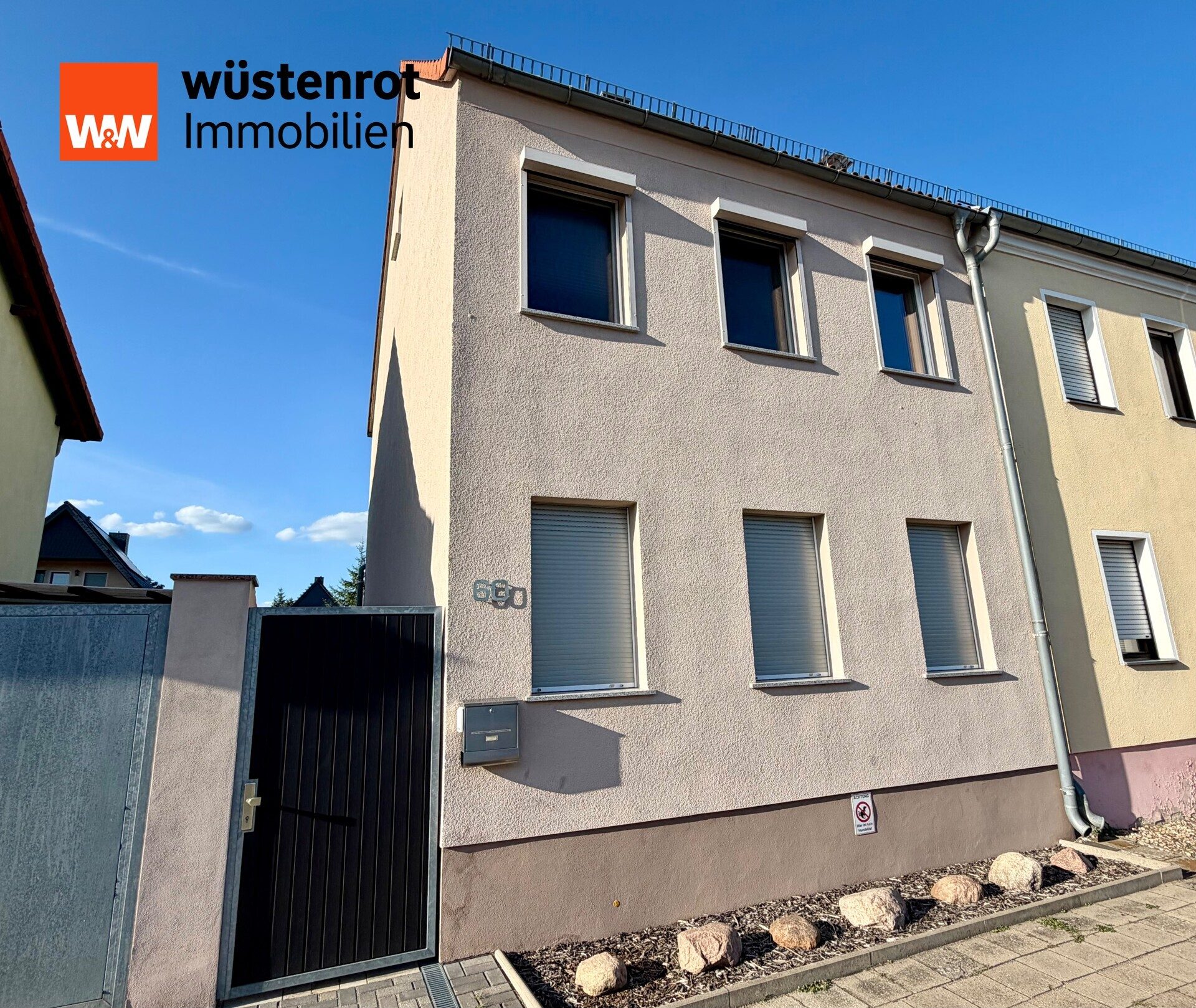 Immobilienangebot - Jüterbog - Alle - Modernisiert & bezugsbereit – charmante Doppelhaushälfte mit Garten in Jüterbog