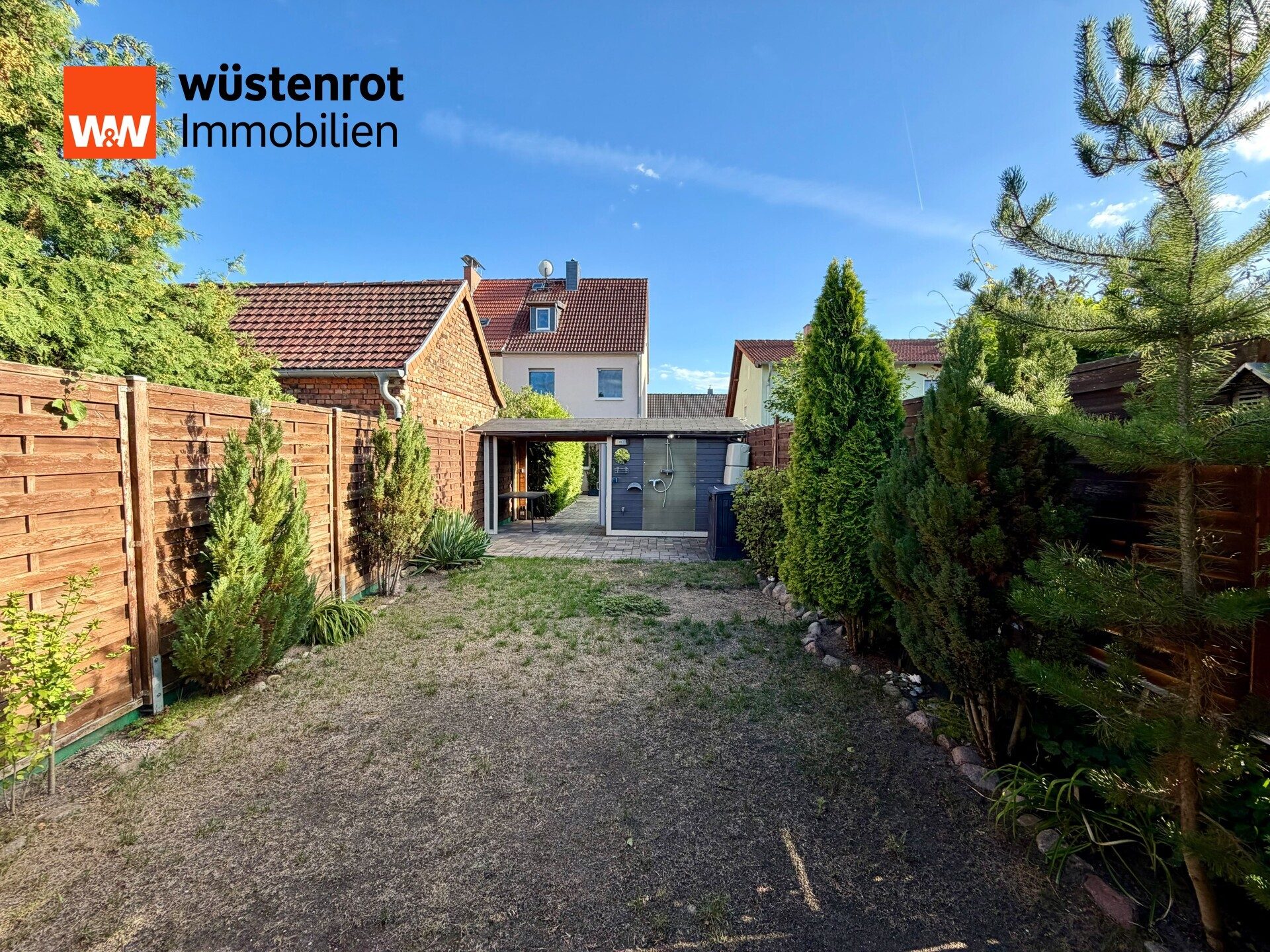 Immobilienangebot - Jüterbog - Alle - Modernisiert & bezugsbereit – charmante Doppelhaushälfte mit Garten in Jüterbog