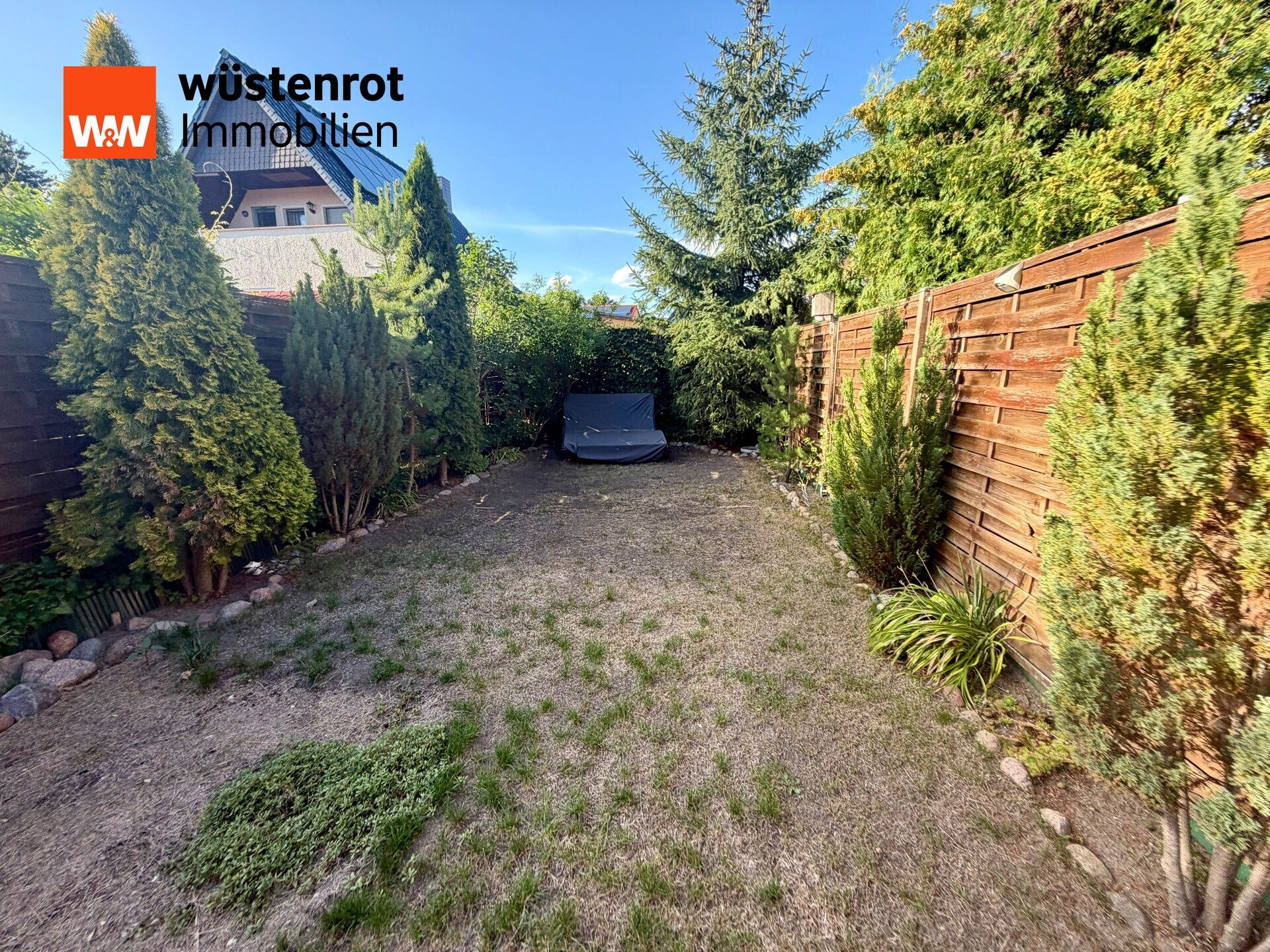 Immobilienangebot - Jüterbog - Alle - Modernisiert & bezugsbereit – charmante Doppelhaushälfte mit Garten in Jüterbog