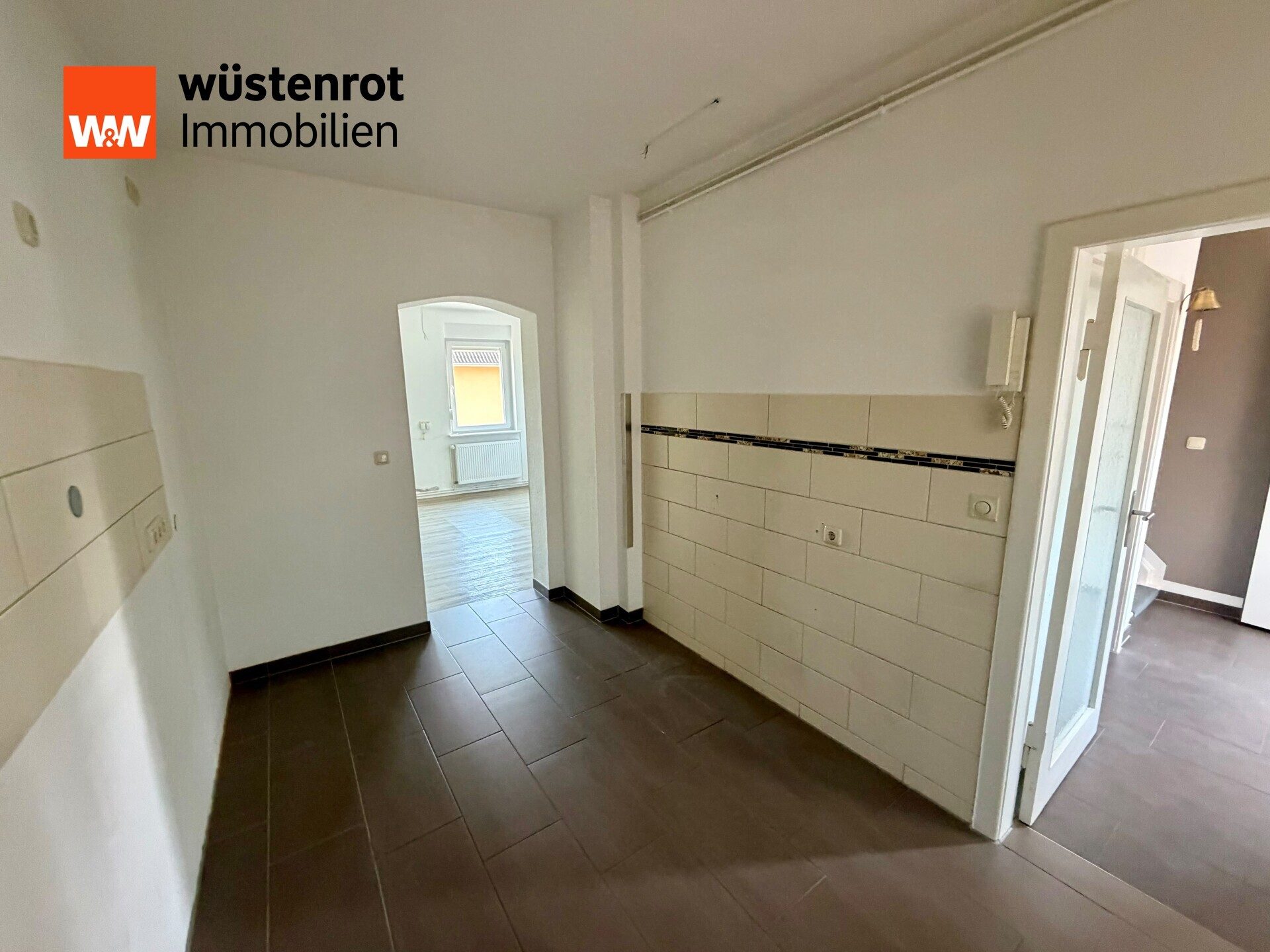 Immobilienangebot - Jüterbog - Alle - Modernisiert & bezugsbereit – charmante Doppelhaushälfte mit Garten in Jüterbog