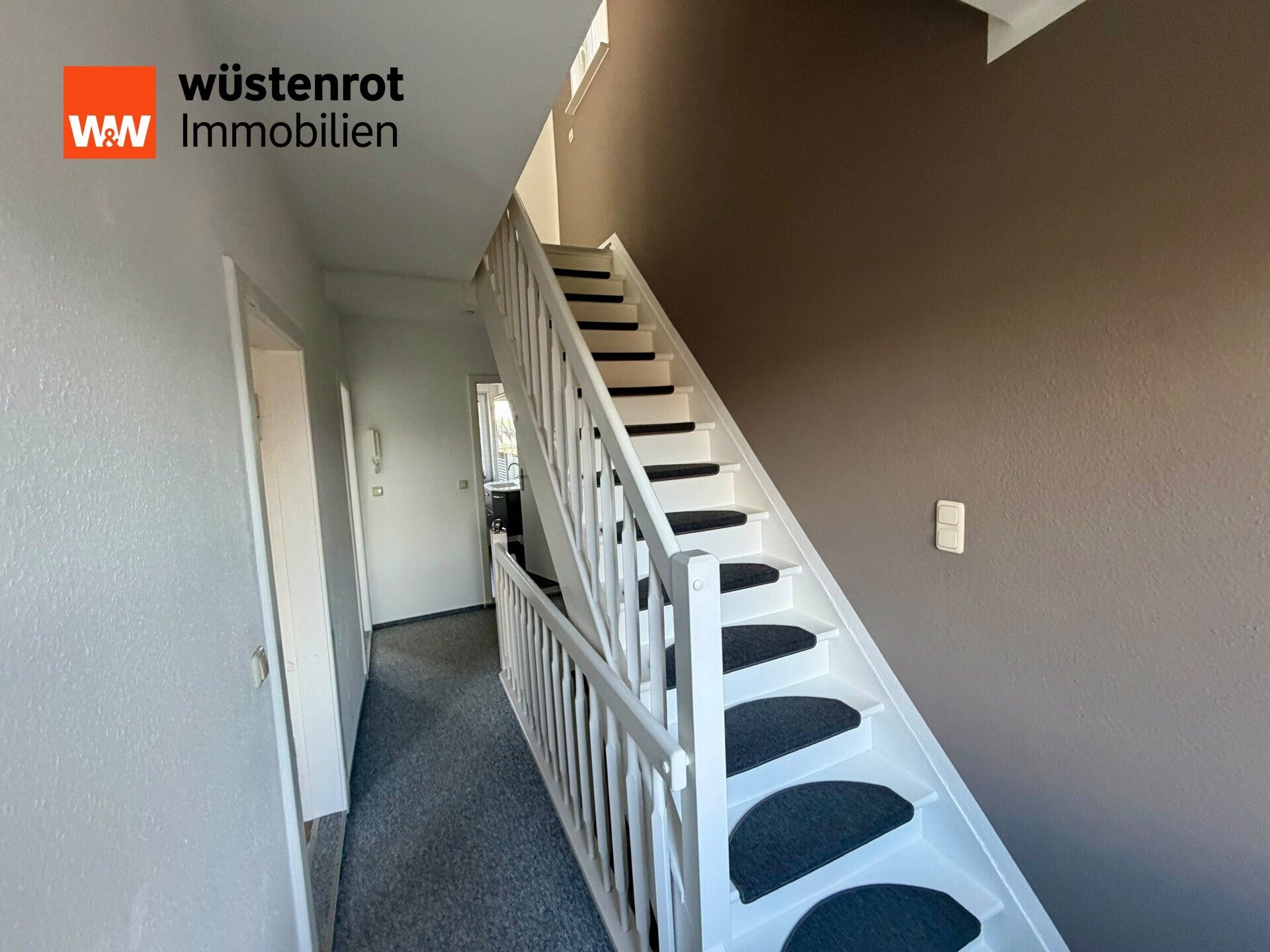 Immobilienangebot - Jüterbog - Alle - Modernisiert & bezugsbereit – charmante Doppelhaushälfte mit Garten in Jüterbog