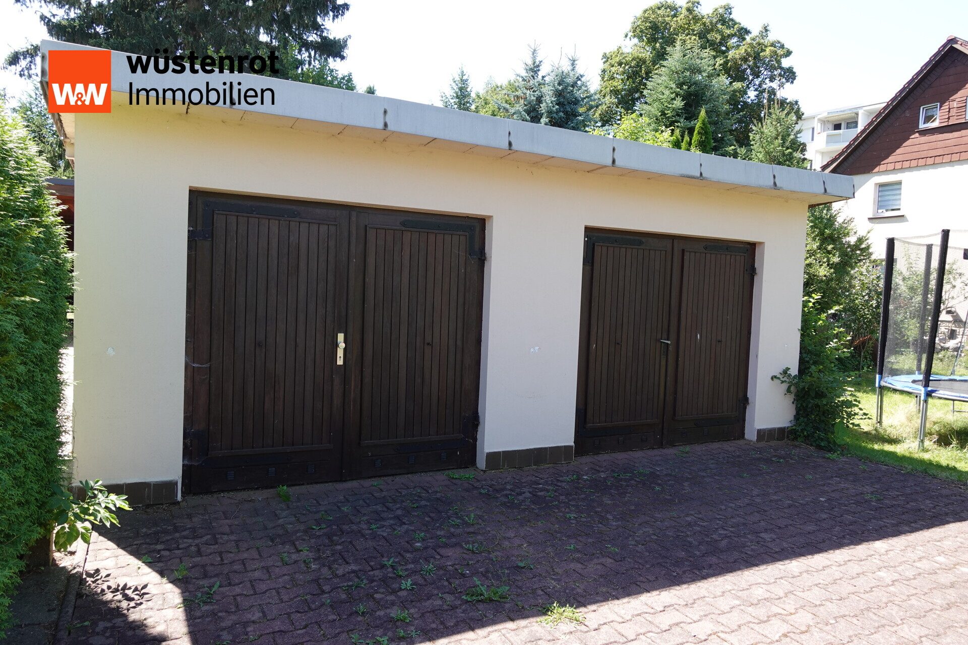Garagen Immobilienangebot - Freiberg - Alle - Zweifamilienhaus auf großzügigem Grundstück mit vielseitigen Nutzungsmöglichkeiten