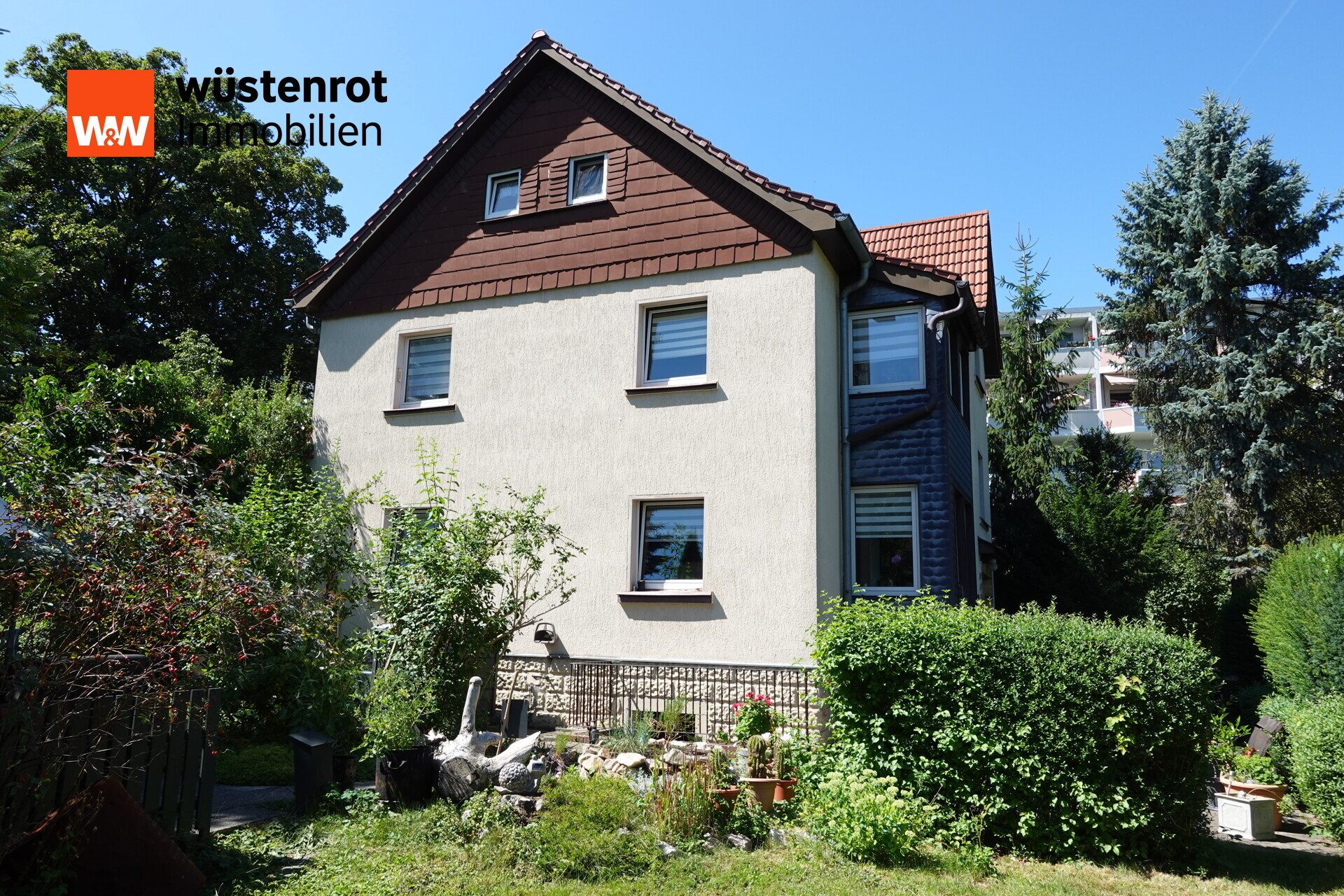 Immobilienangebot - Freiberg - Alle - Zweifamilienhaus auf großzügigem Grundstück mit vielseitigen Nutzungsmöglichkeiten