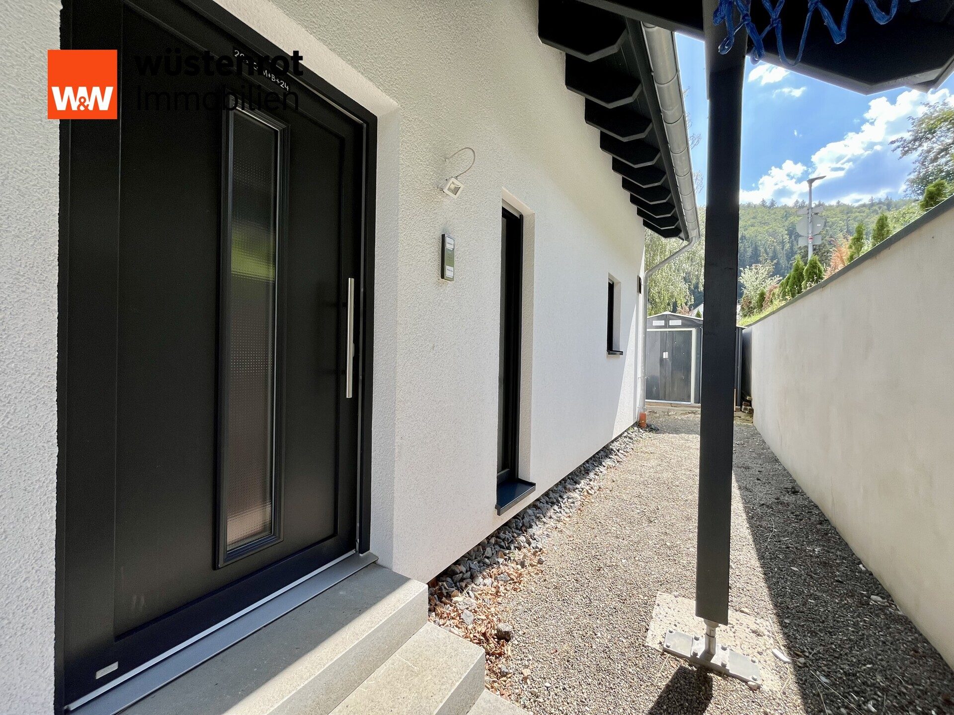 Immobilienangebot - Burladingen - Alle - Einziehen und genießen – modernes Einfamilienhaus mit viel Ruhe und Natur