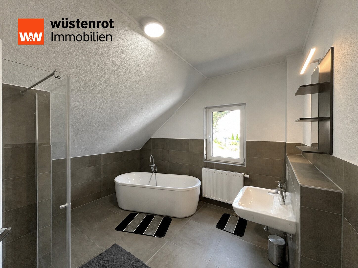 Immobilienangebot - Burladingen - Alle - Einziehen und genießen – modernes Einfamilienhaus mit viel Ruhe und Natur