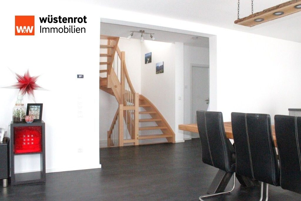 Immobilienangebot - Oberreichenbach - Alle - **Modernste Haustechnik inklusive / kein Baustress - fertig zum einziehen - viel Platz für alle **