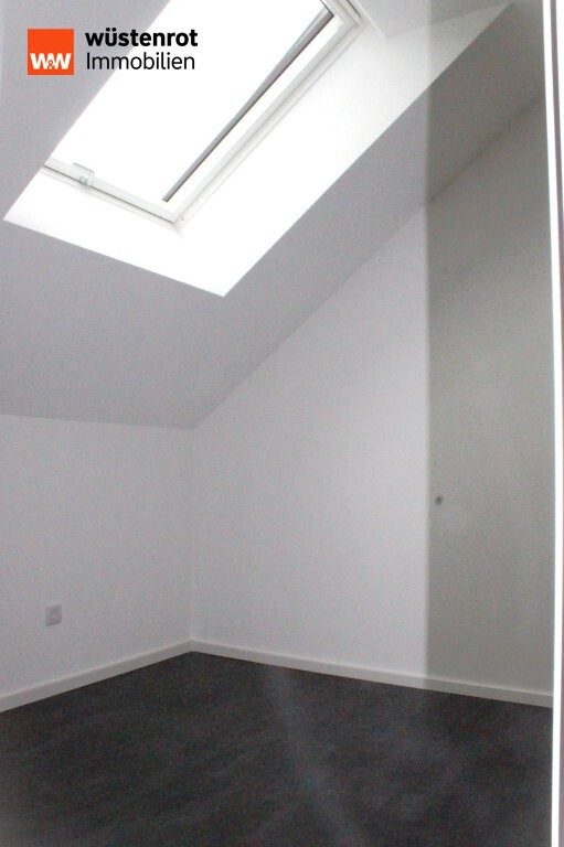 Immobilienangebot - Oberreichenbach - Alle - **Modernste Haustechnik inklusive / kein Baustress - fertig zum einziehen - viel Platz für alle **