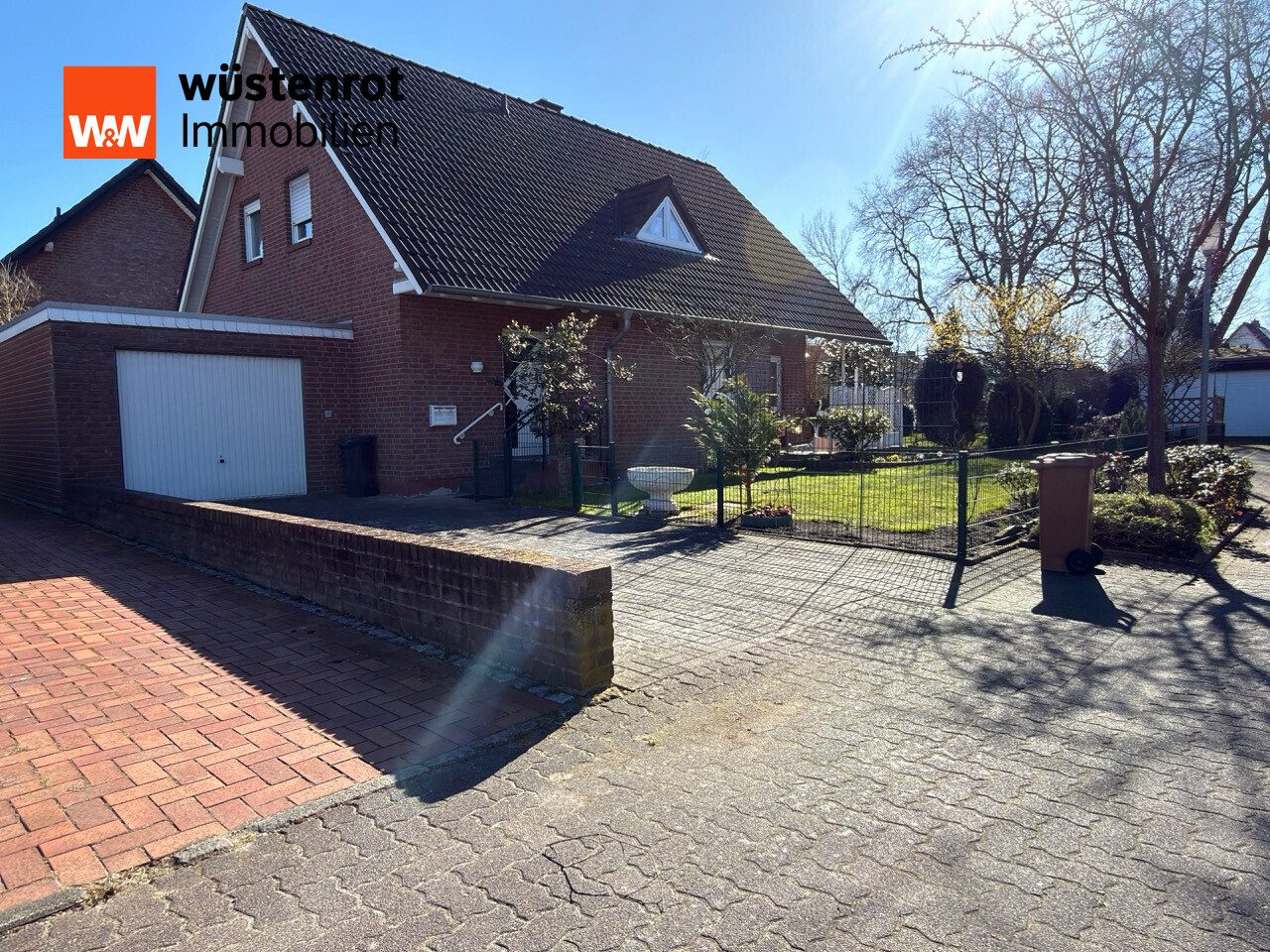 Immobilienangebot - Lippstadt - Alle - Schluss mit Kompromissen – hier wohnt die ganze Familie unter einem Dach!