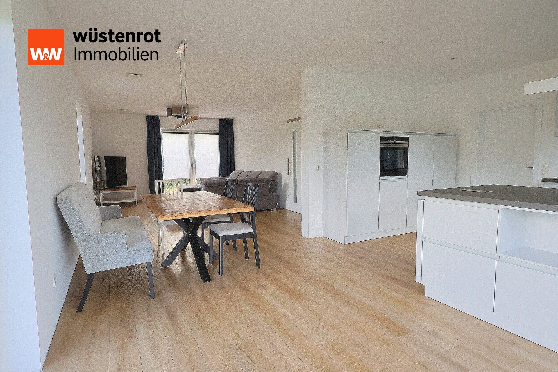 Immobilienangebot - Wiesmoor - Alle - Stressfrei in den Neubau:
neuwertiges Einfamilienhaus in Wiesmoor!