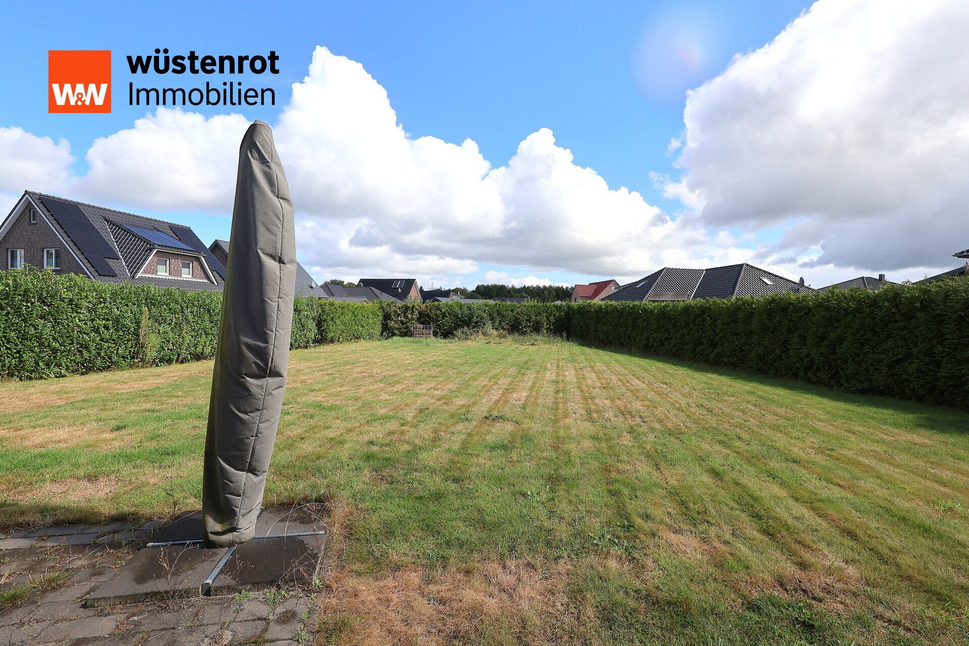 Immobilienangebot - Wiesmoor - Alle - Stressfrei in den Neubau:
neuwertiges Einfamilienhaus in Wiesmoor!