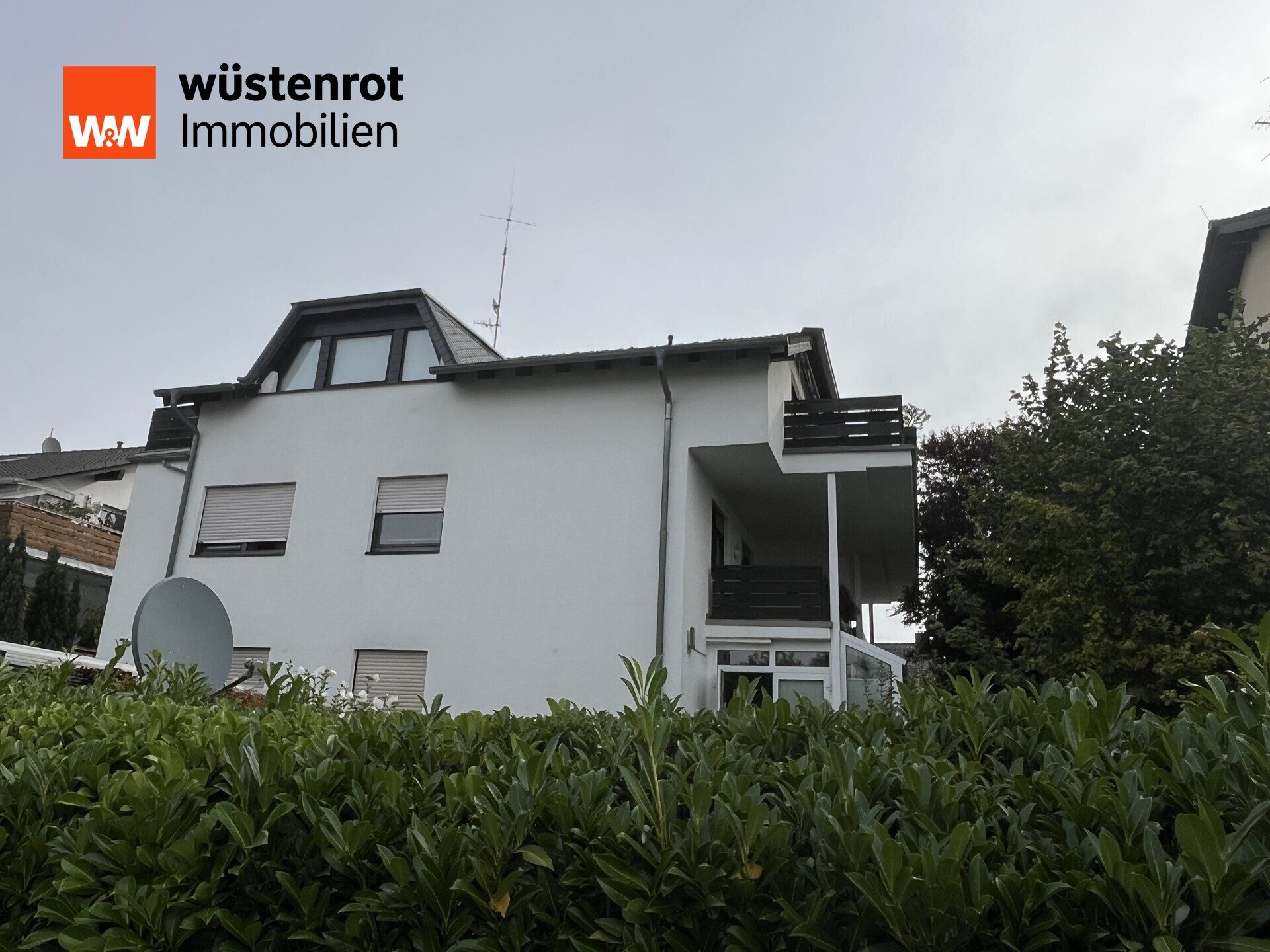 Immobilienangebot - Rödermark / Urberach - Alle - Maisonette im beliebten Bienenviertel von Urberach: 134 m², 3 Balkone, Spitzboden & viel Potenzial