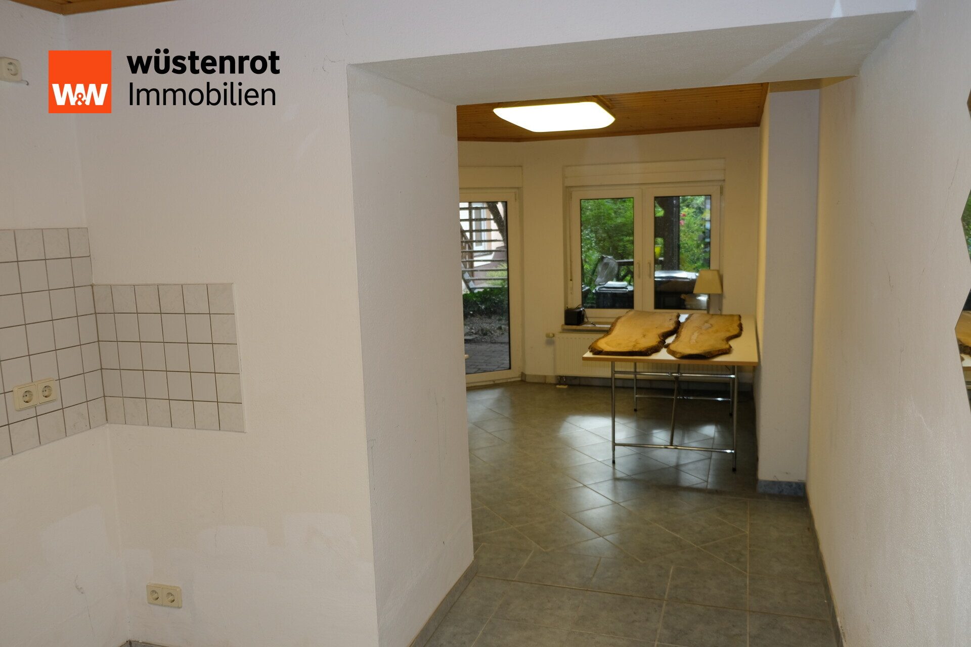 Immobilienangebot - Grimma - Alle - Wohnen im Herzen von Grimma: Historisches Reihenhaus mit Einliegerwohnung & Innenhof