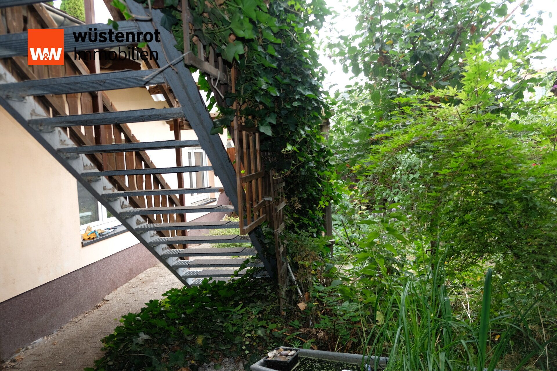 Immobilienangebot - Grimma - Alle - Wohnen im Herzen von Grimma: Historisches Reihenhaus mit Einliegerwohnung & Innenhof