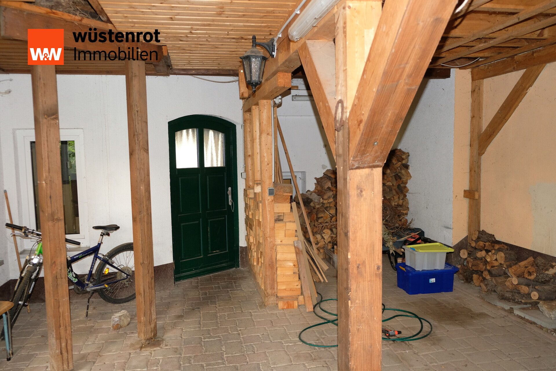 Immobilienangebot - Grimma - Alle - Wohnen im Herzen von Grimma: Historisches Reihenhaus mit Einliegerwohnung & Innenhof