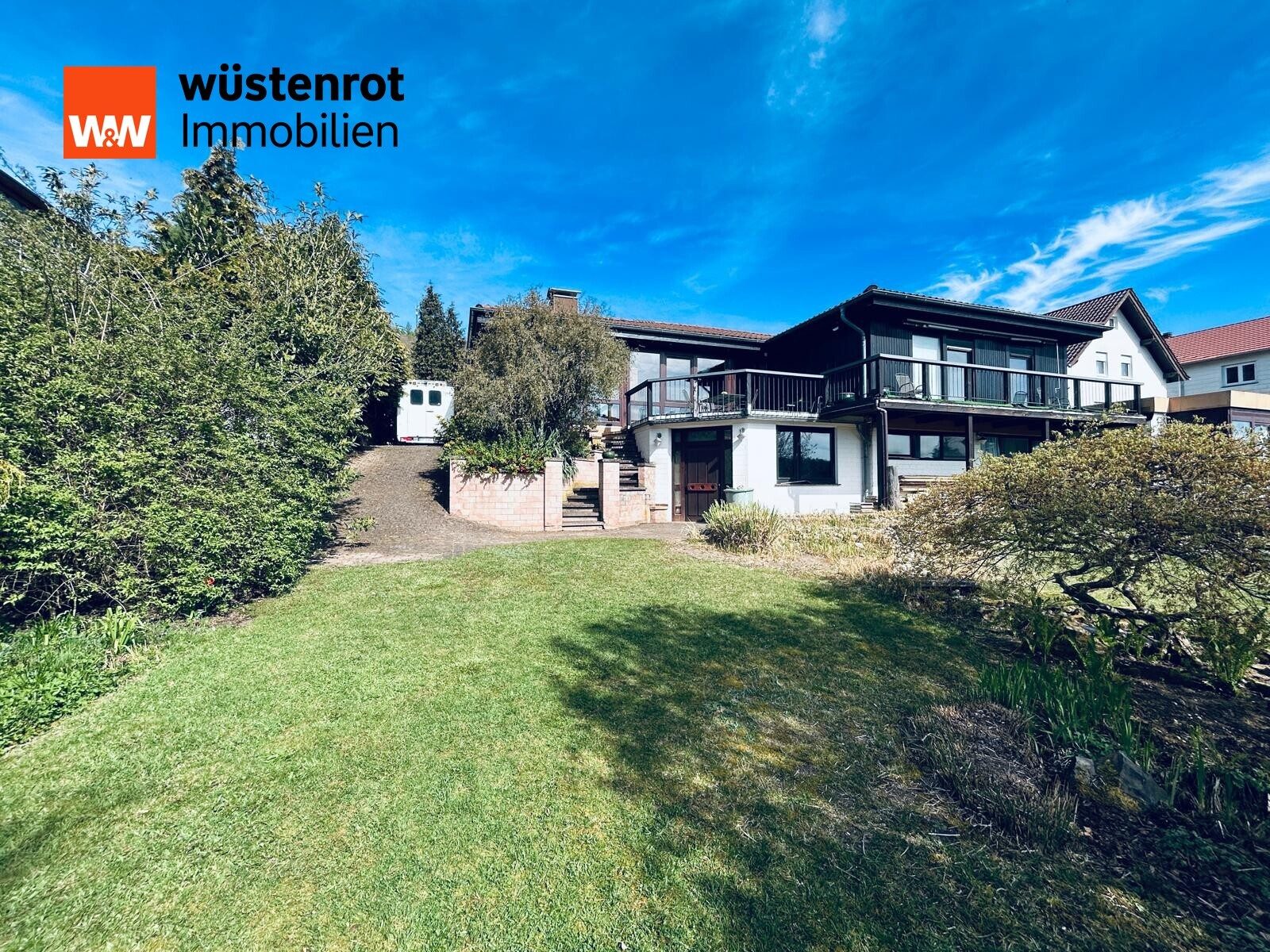 Immobilienangebot - Blieskastel / Niederwürzbach - Alle - Großes Wohnhaus mit traumhaftem Garten