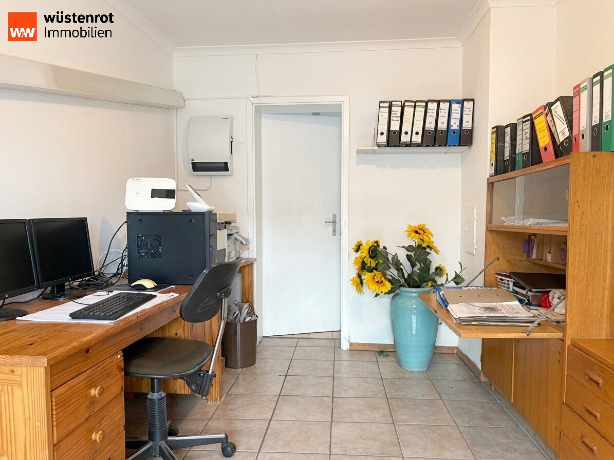 Immobilienangebot - Pforzheim / Arlinger - Alle - Ihr neues Zuhause in Arlinger – Reihenendhaus mit Wohlfühlcharakter