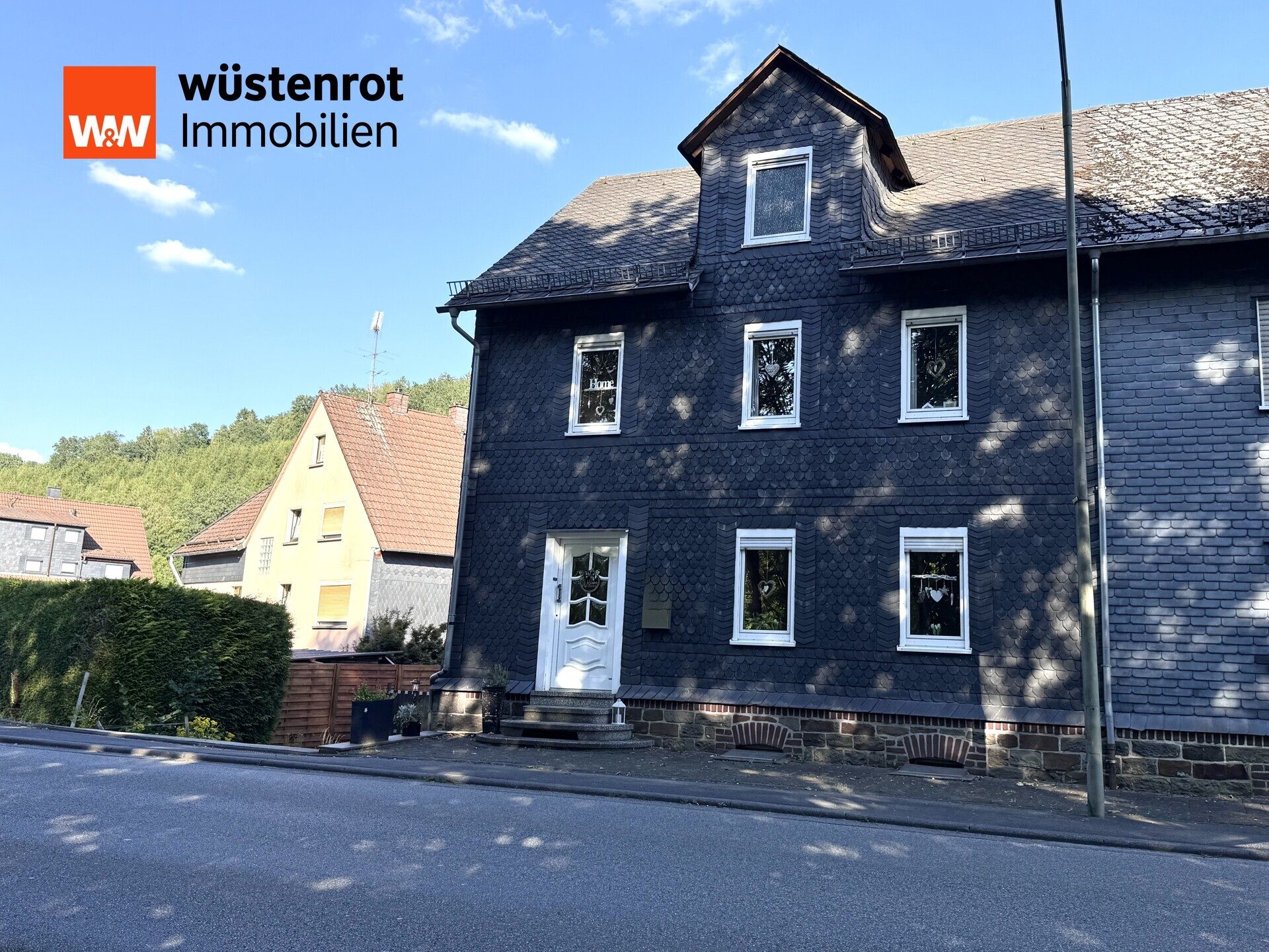 Immobilienangebot - Niederfischbach - Alle - Einfamilienhaus zentrale Lage