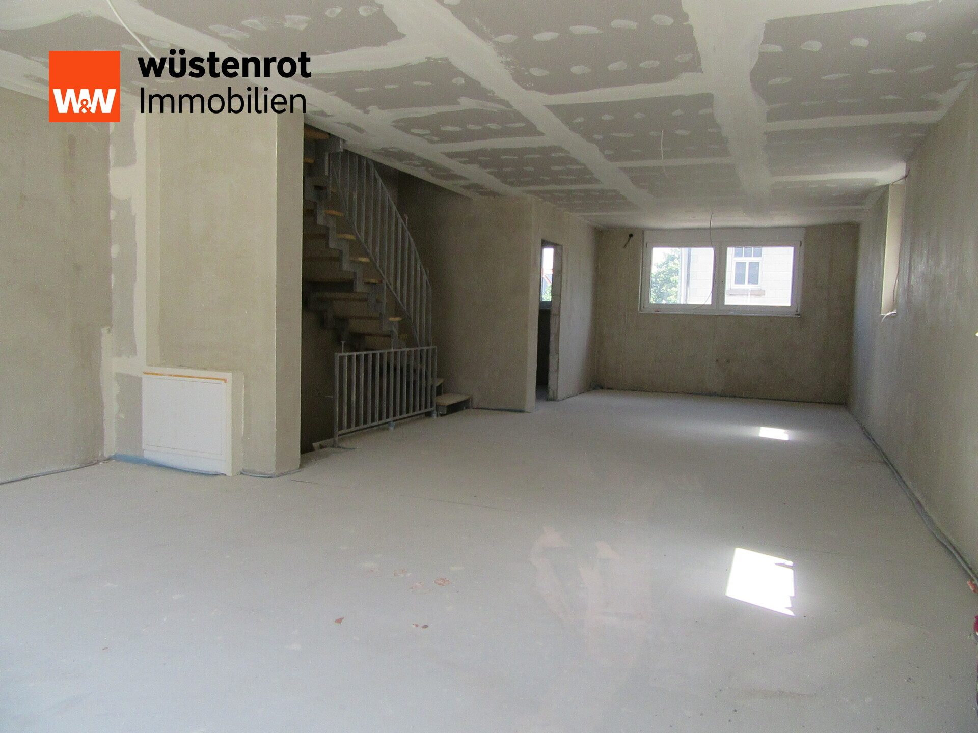 Immobilienangebot - Pforzheim / Büchenbronn - Alle - Reihenendhaus mit viel Wohnfläche und Gestaltungsspielraum -zum fertigstellen-