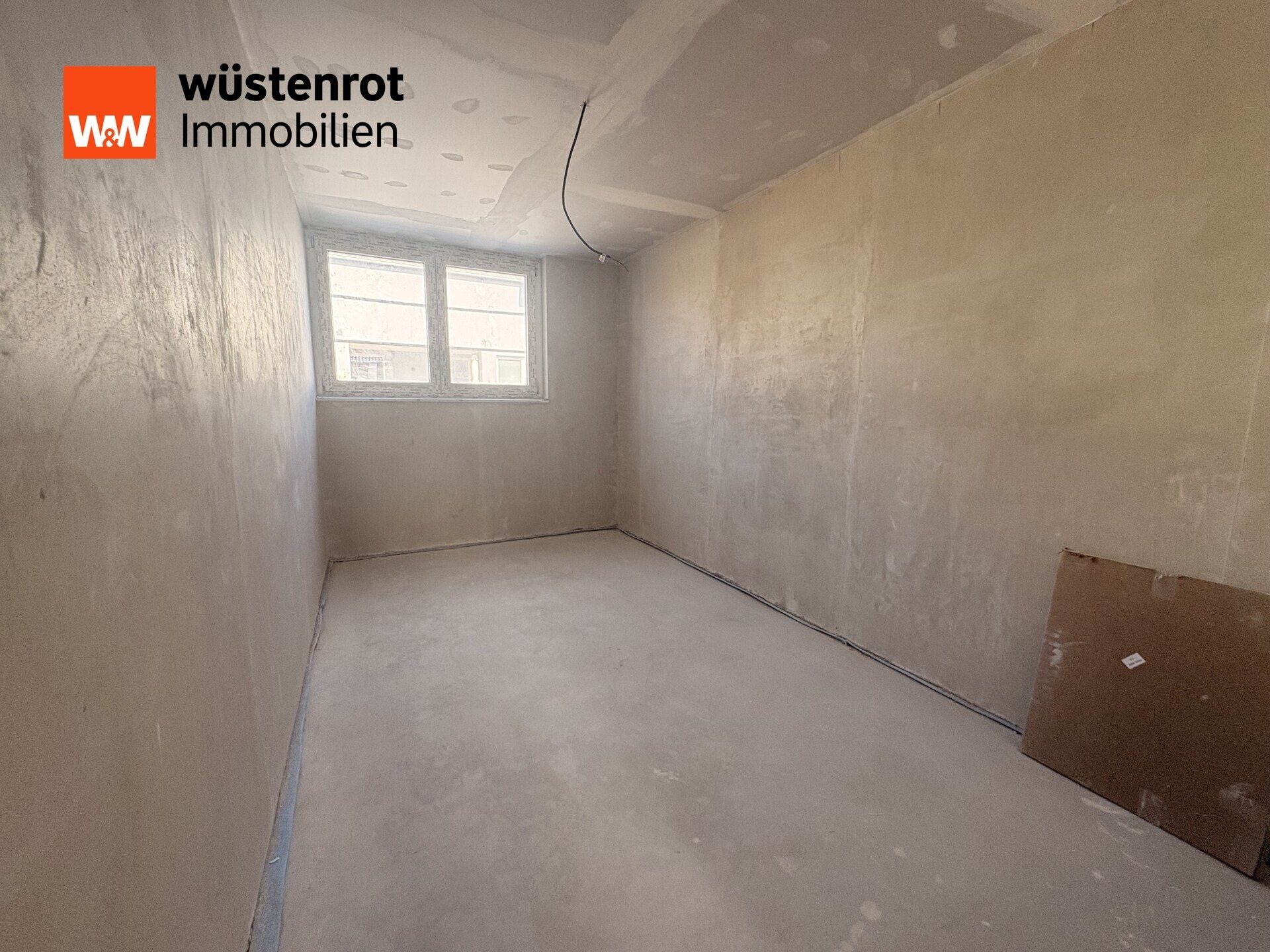 Immobilienangebot - Pforzheim / Büchenbronn - Alle - Reihenendhaus mit viel Wohnfläche und Gestaltungsspielraum -zum fertigstellen-