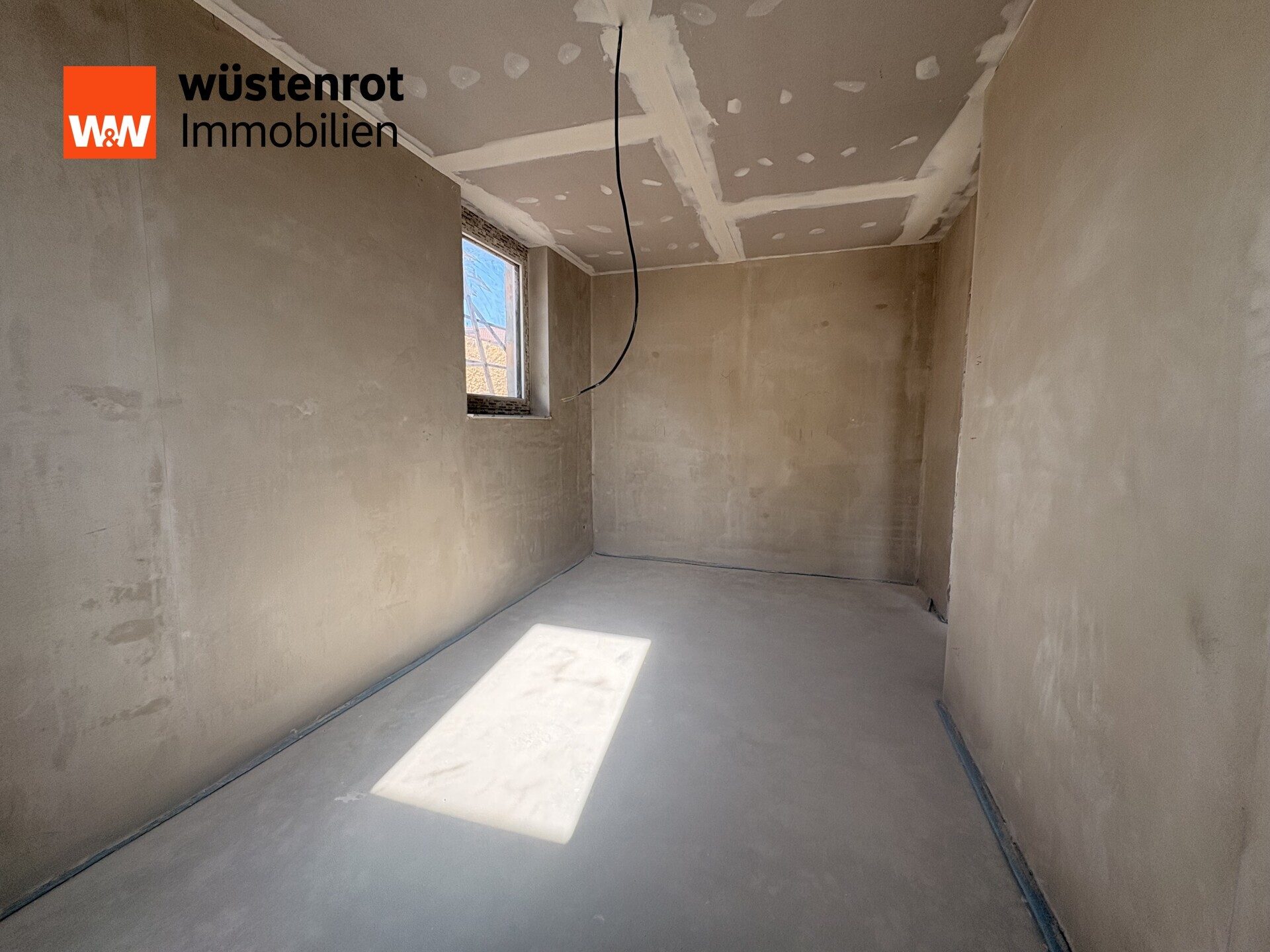Immobilienangebot - Pforzheim / Büchenbronn - Alle - Reihenendhaus mit viel Wohnfläche und Gestaltungsspielraum -zum fertigstellen-