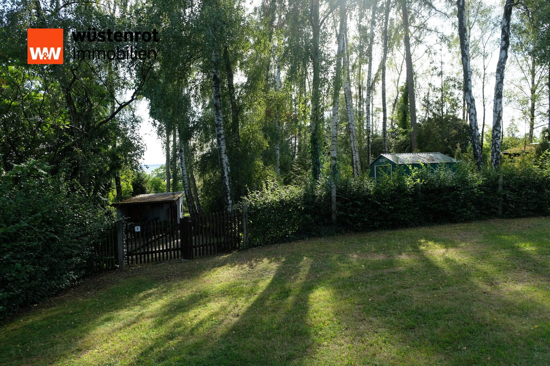 Grundstück 1 Immobilienangebot - Niederwiesa / Braunsdorf - Alle - Märchenhaftes Wochenendparadies mit 2 Bungalows, Teich & Blick auf die Augustusburg