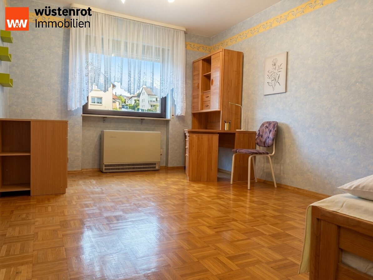 Immobilienangebot - Bruchsal - Alle - Ihr neues Zuhause in Bruchsal: Viel Platz zum Wohlfühlen 4 Zimmer, 2 Balkone & Garage