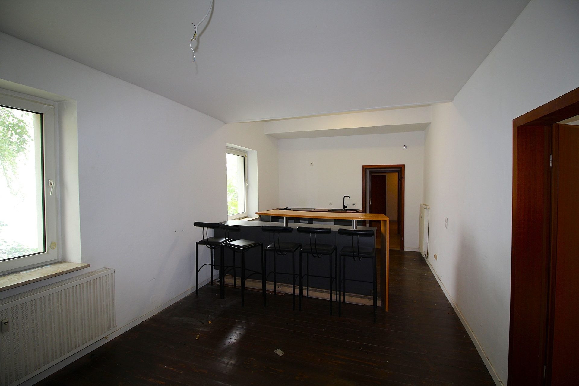 Immobilienangebot - Oberhausen - Alle - Handwerker aufgepasst! Wohn- Geschäftshaus mit drei Einheiten plus Lager und Garage. Top Grundstück!