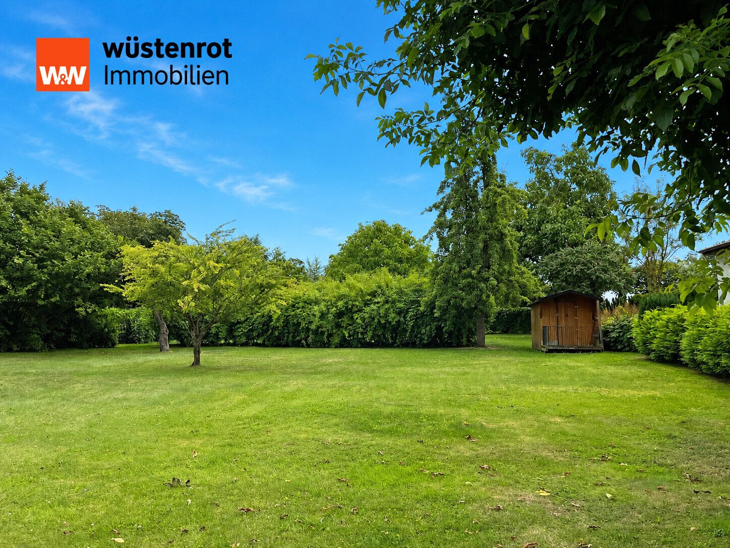 Immobilienangebot - Anklam - Alle - WOHNEN AUF EINER EBENE AUCH FÜR ZWEI FAMILIEN: MIT EINBAUKÜCHE + KAMINÖFEN + ZWEI BÄDER + VOLLKELLER