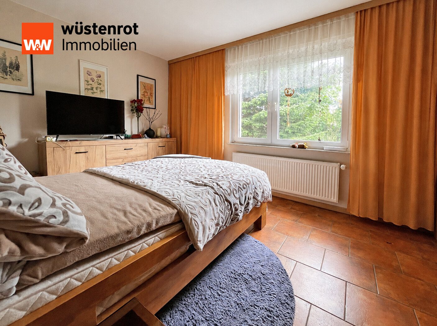 Immobilienangebot - Anklam - Alle - WOHNEN AUF EINER EBENE AUCH FÜR ZWEI FAMILIEN: MIT EINBAUKÜCHE + KAMINÖFEN + ZWEI BÄDER + VOLLKELLER